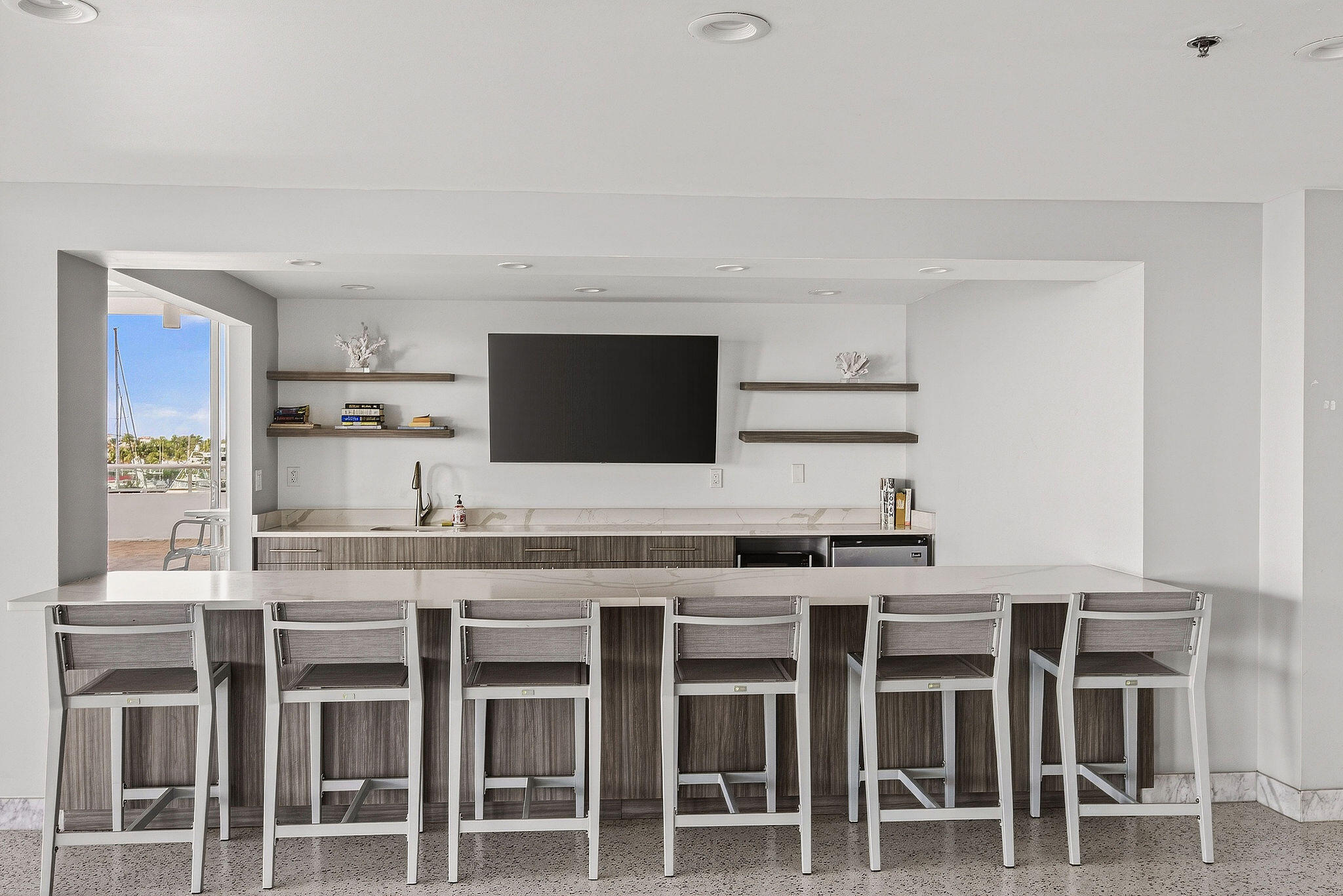 545 S Fort Lauderdale Bch #1702 Fort Lauderdale, FL 33316