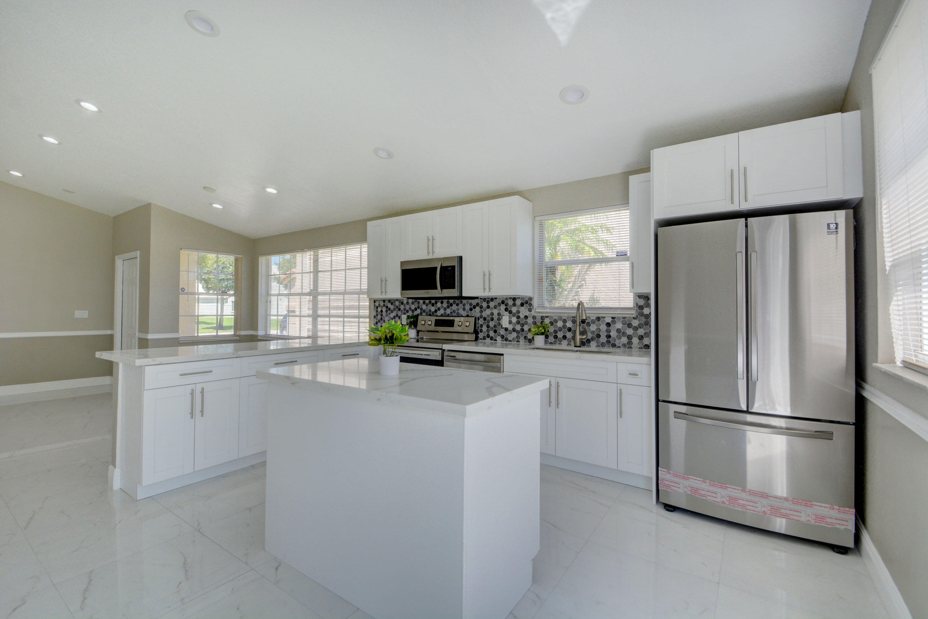 7642 Rockport Circle