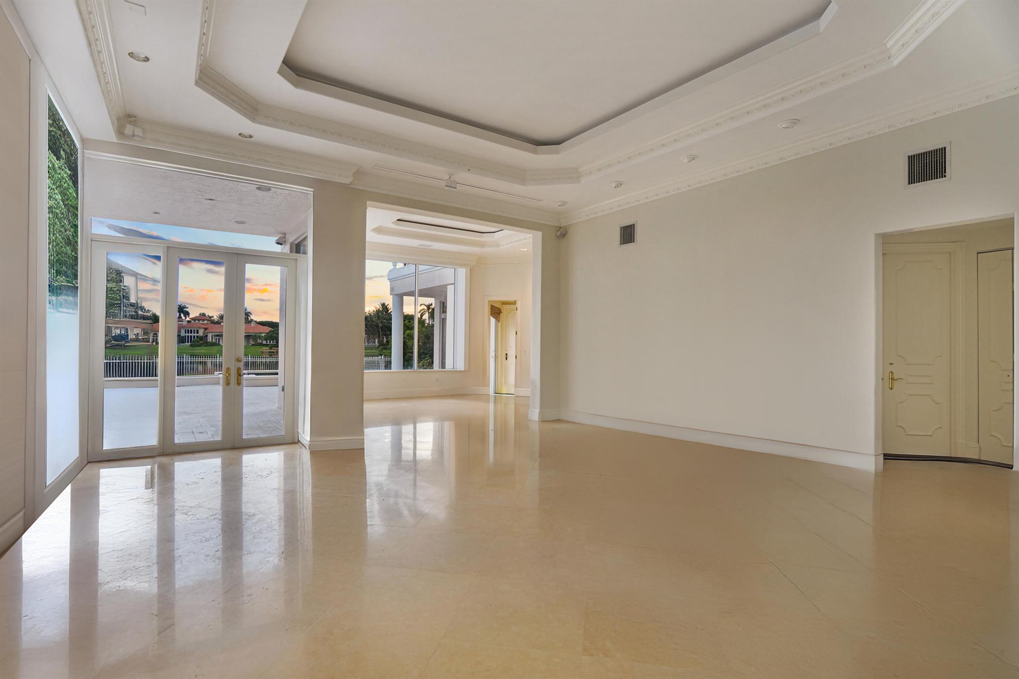 18161 Daybreak Dr Boca Raton, FL 33496