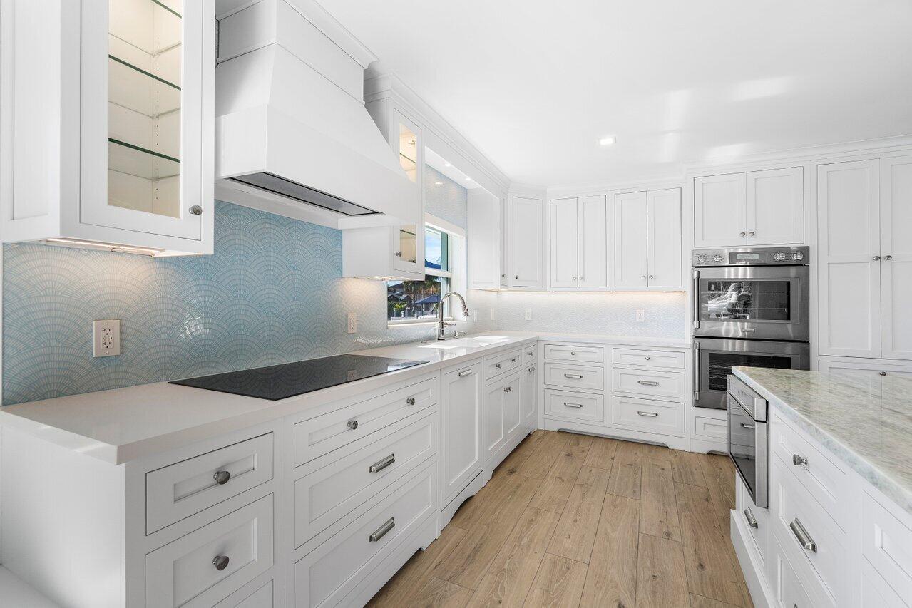 3020 NE 47th St,Lighthouse Point, FL 33064