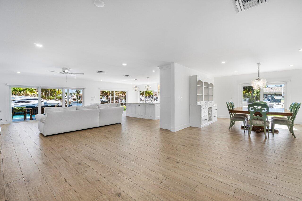 3020 NE 47th St,Lighthouse Point, FL 33064