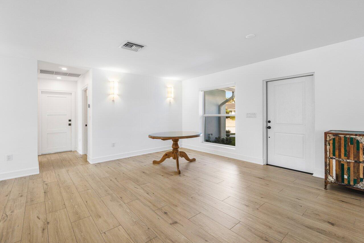 3020 NE 47th St,Lighthouse Point, FL 33064