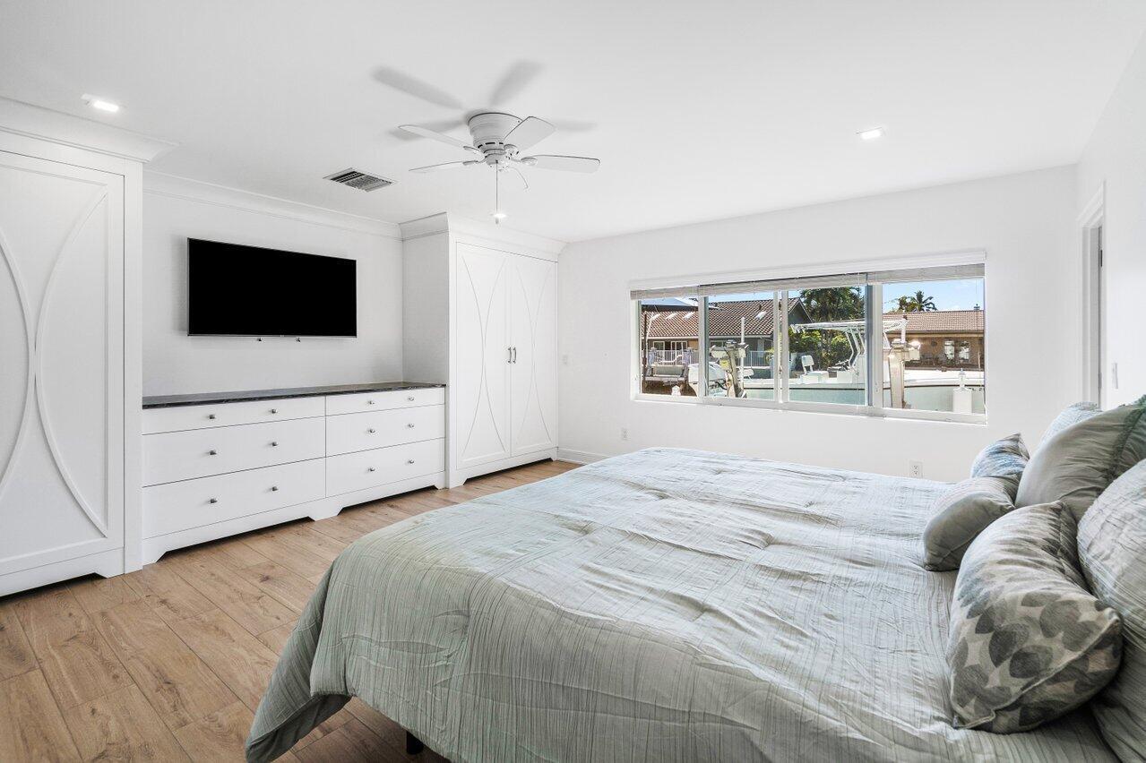 3020 NE 47th St,Lighthouse Point, FL 33064