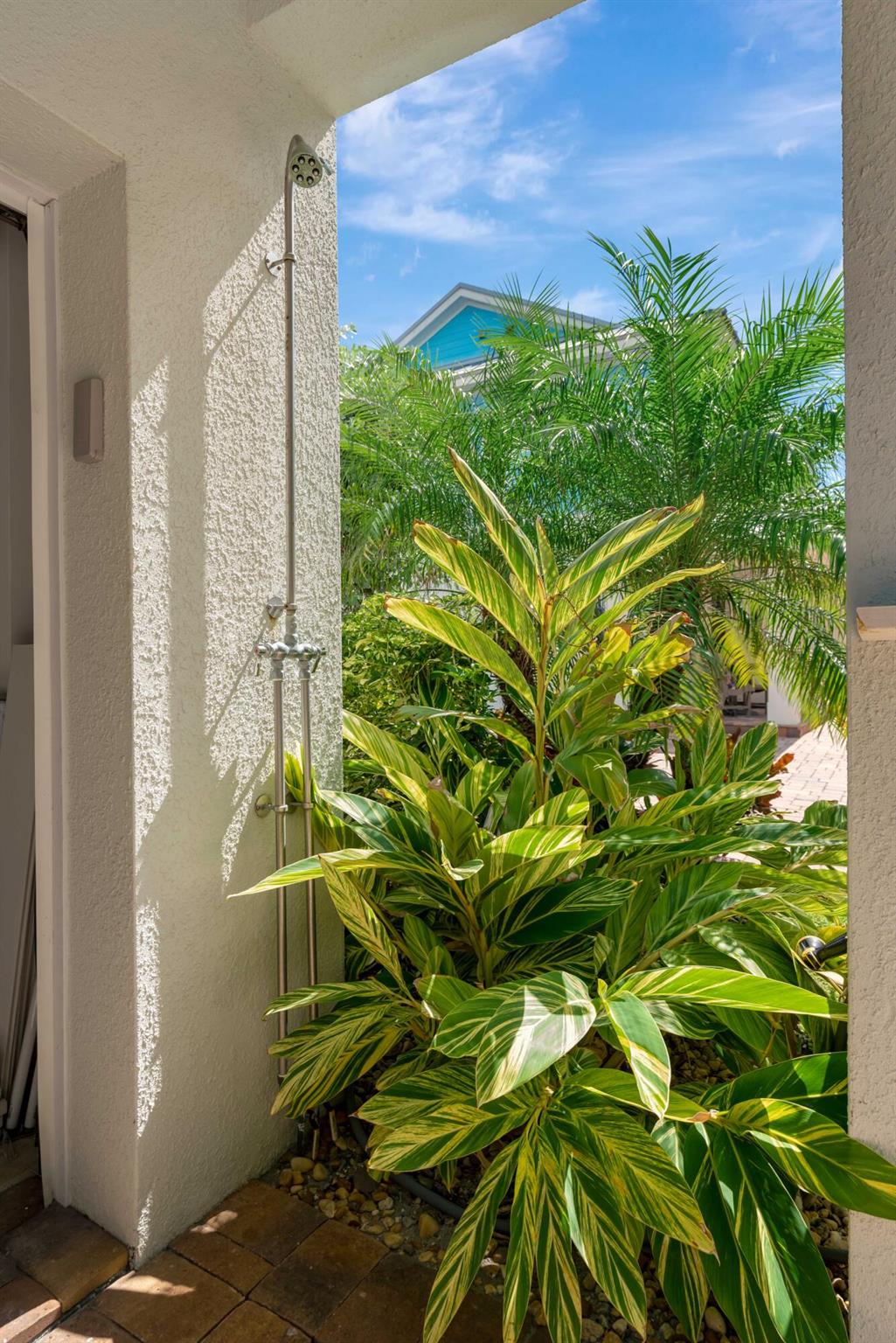 270 Mercury Rd #D Juno Beach, FL 33408