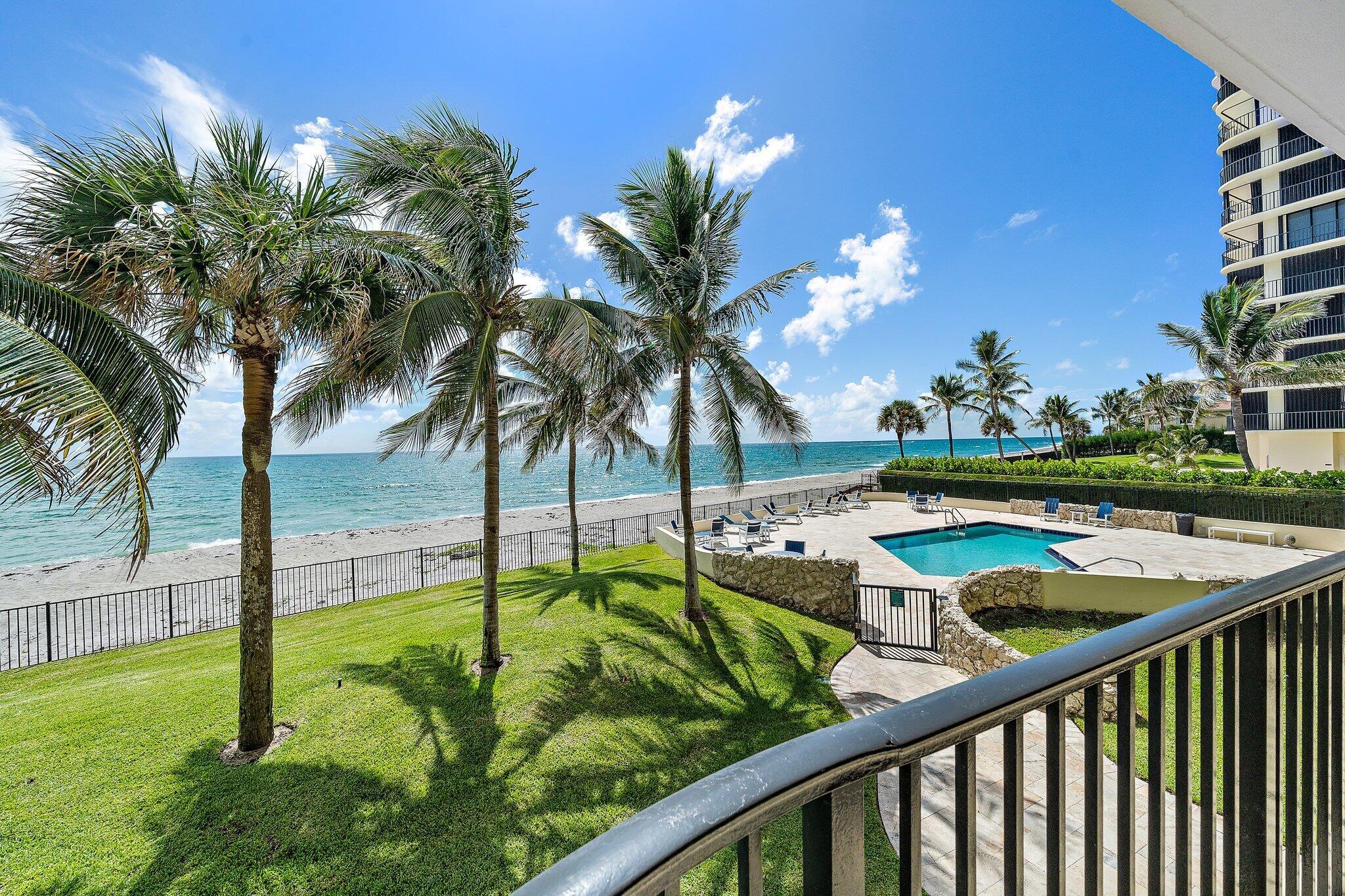 200 Beach Rd #102 Tequesta, FL 33469