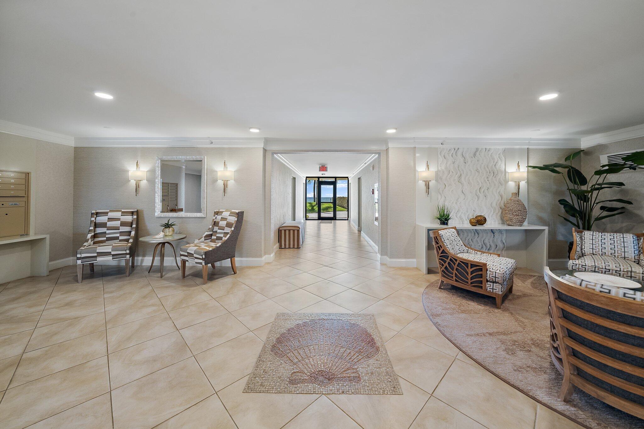 200 Beach Rd #102 Tequesta, FL 33469