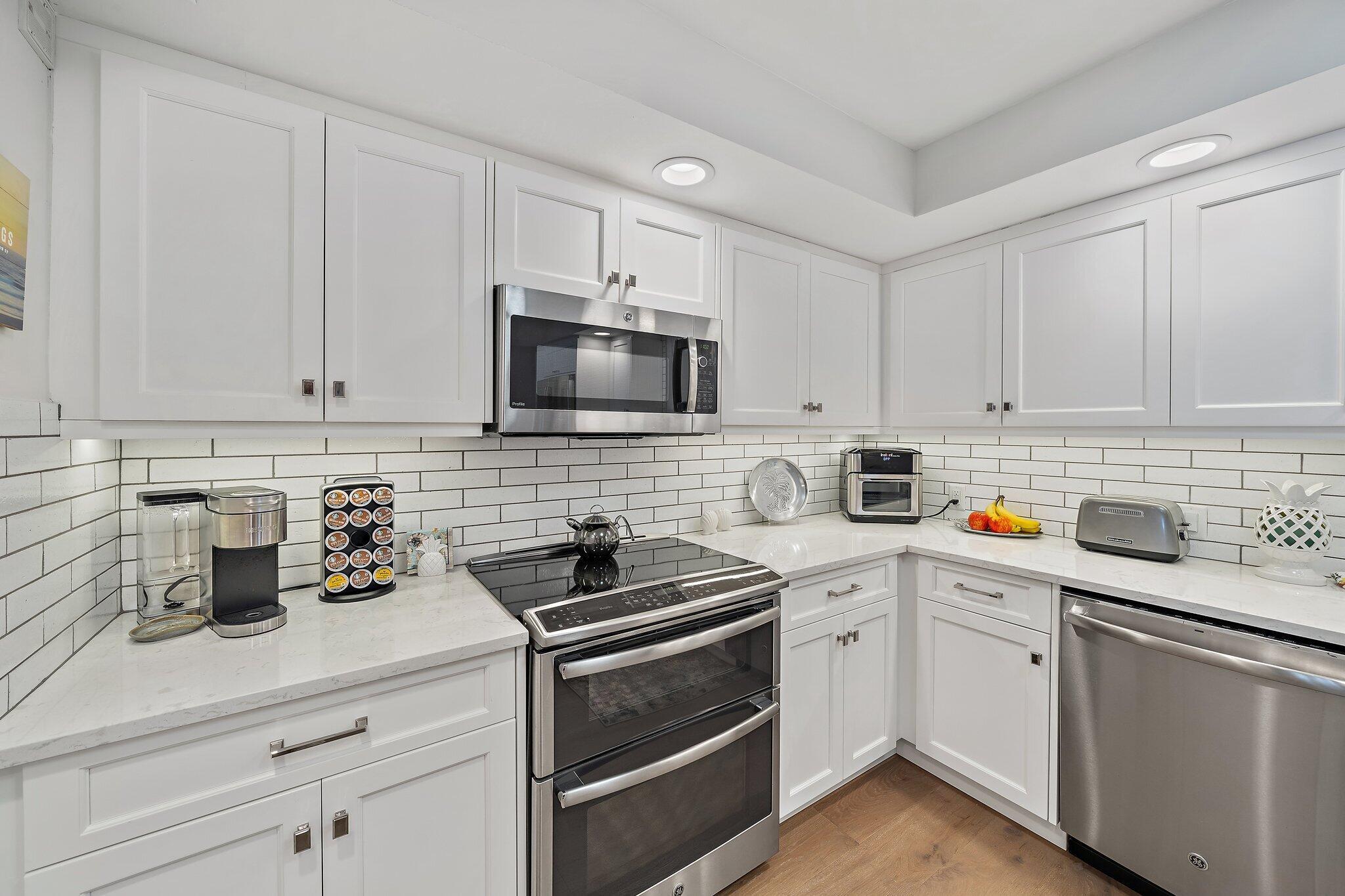 200 Beach Rd #102 Tequesta, FL 33469