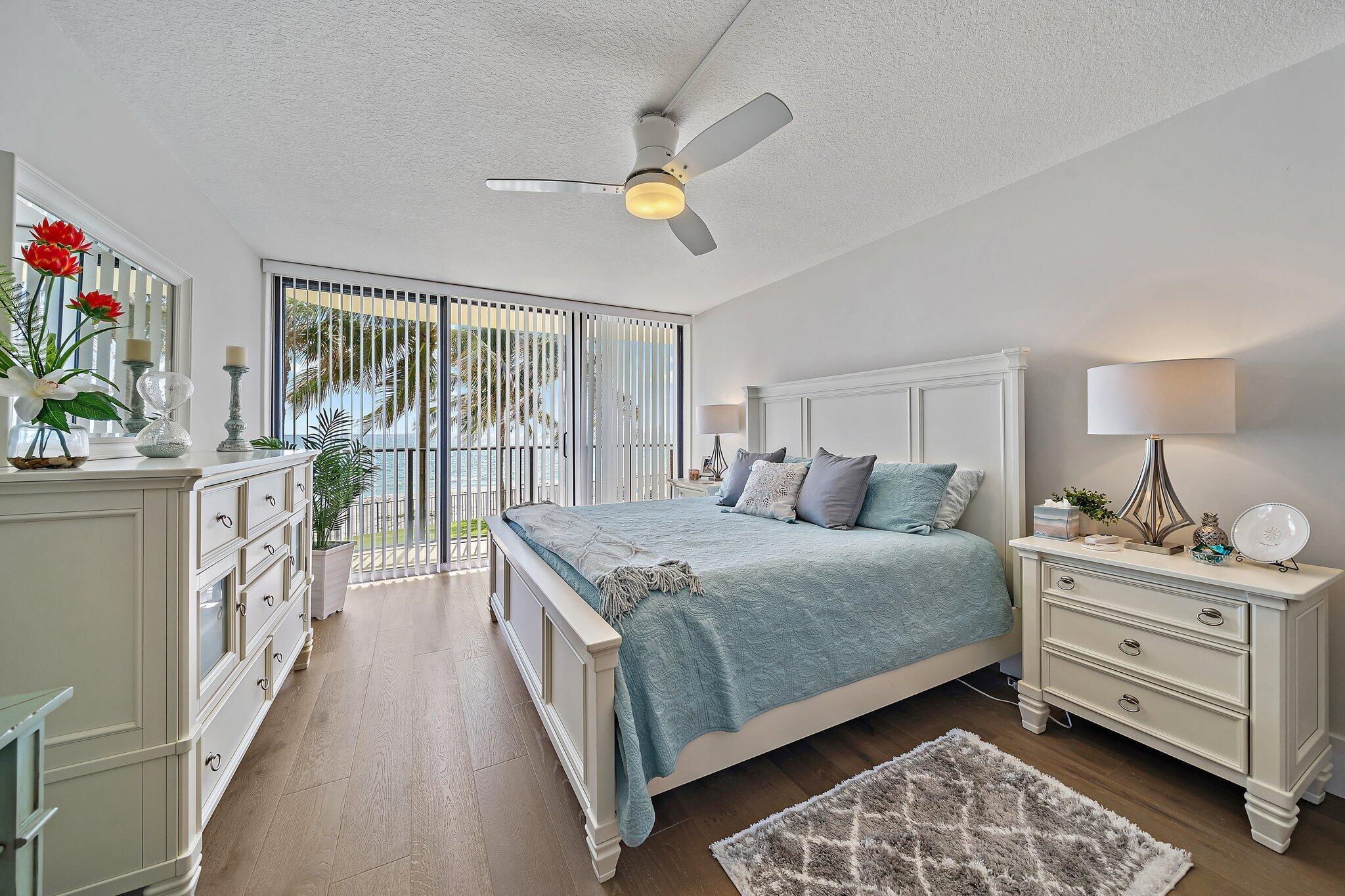 200 Beach Rd #102 Tequesta, FL 33469