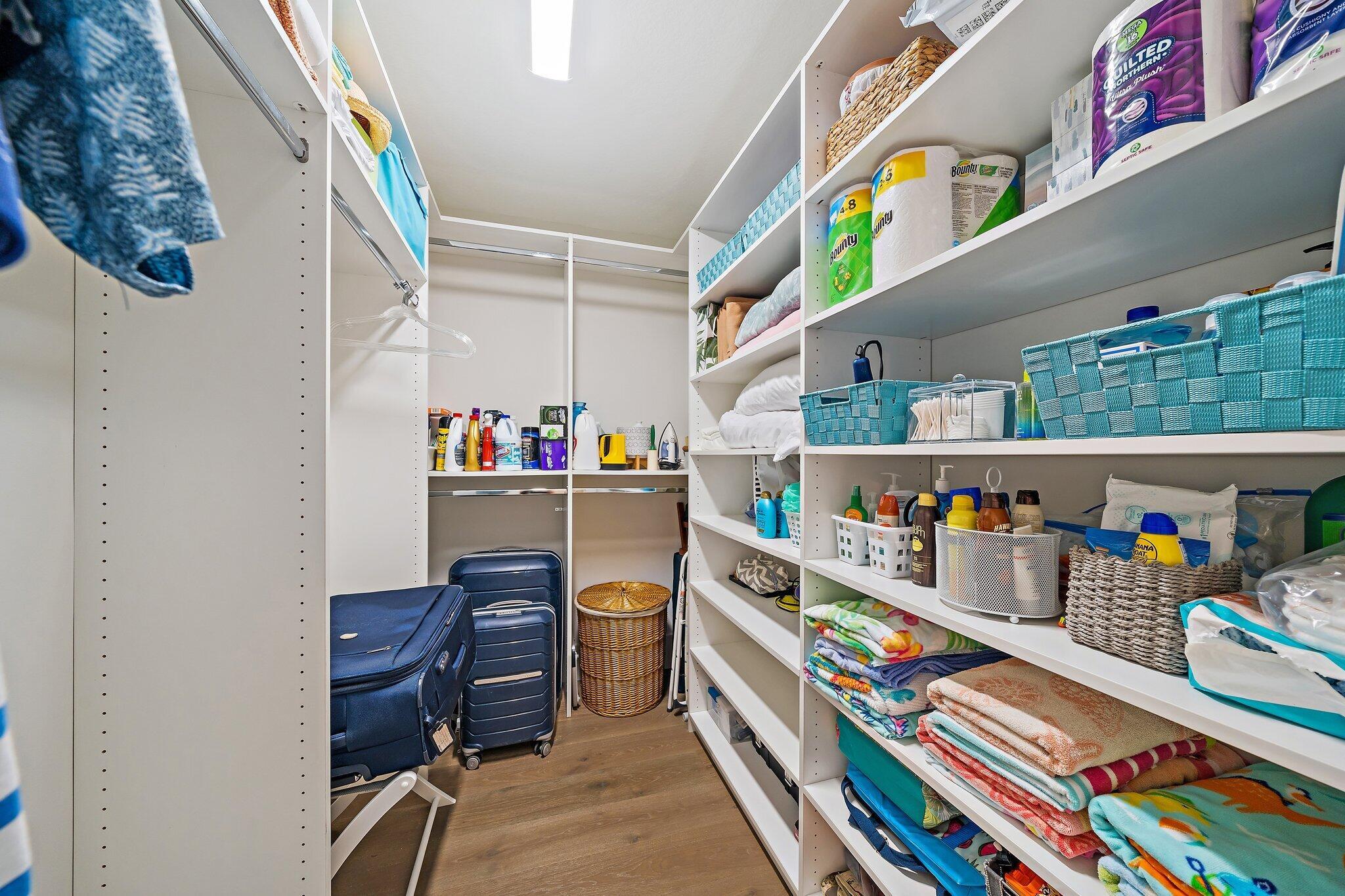 200 Beach Rd #102 Tequesta, FL 33469