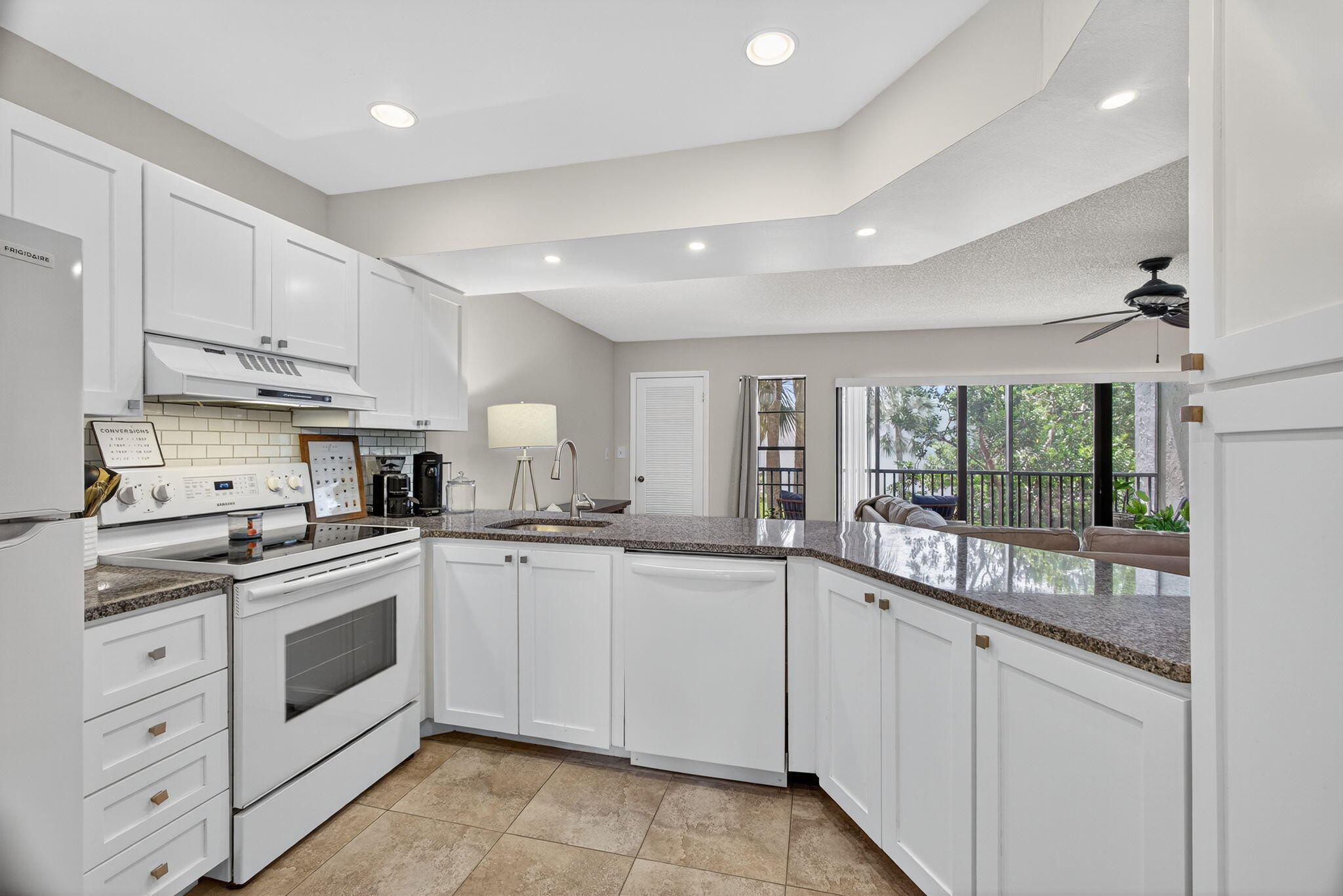 1605 S Us Hwy 1 #202v6 Jupiter, FL 33477