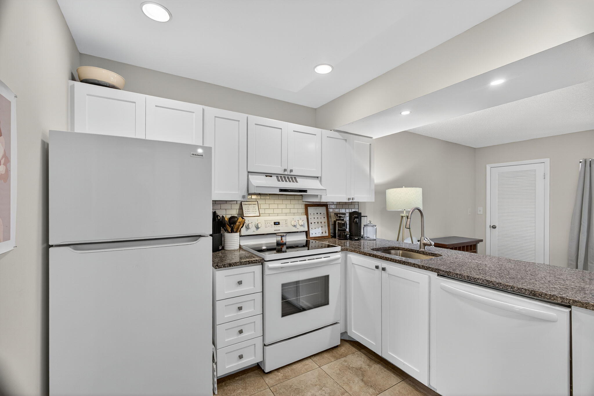 1605 S Us Hwy 1 #202v6 Jupiter, FL 33477