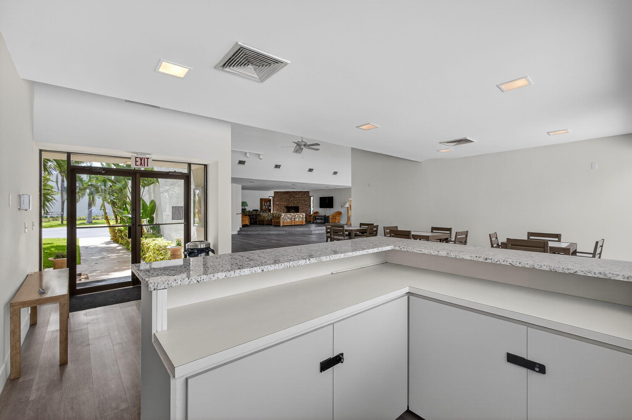 1605 S Us Hwy 1 #202v6 Jupiter, FL 33477