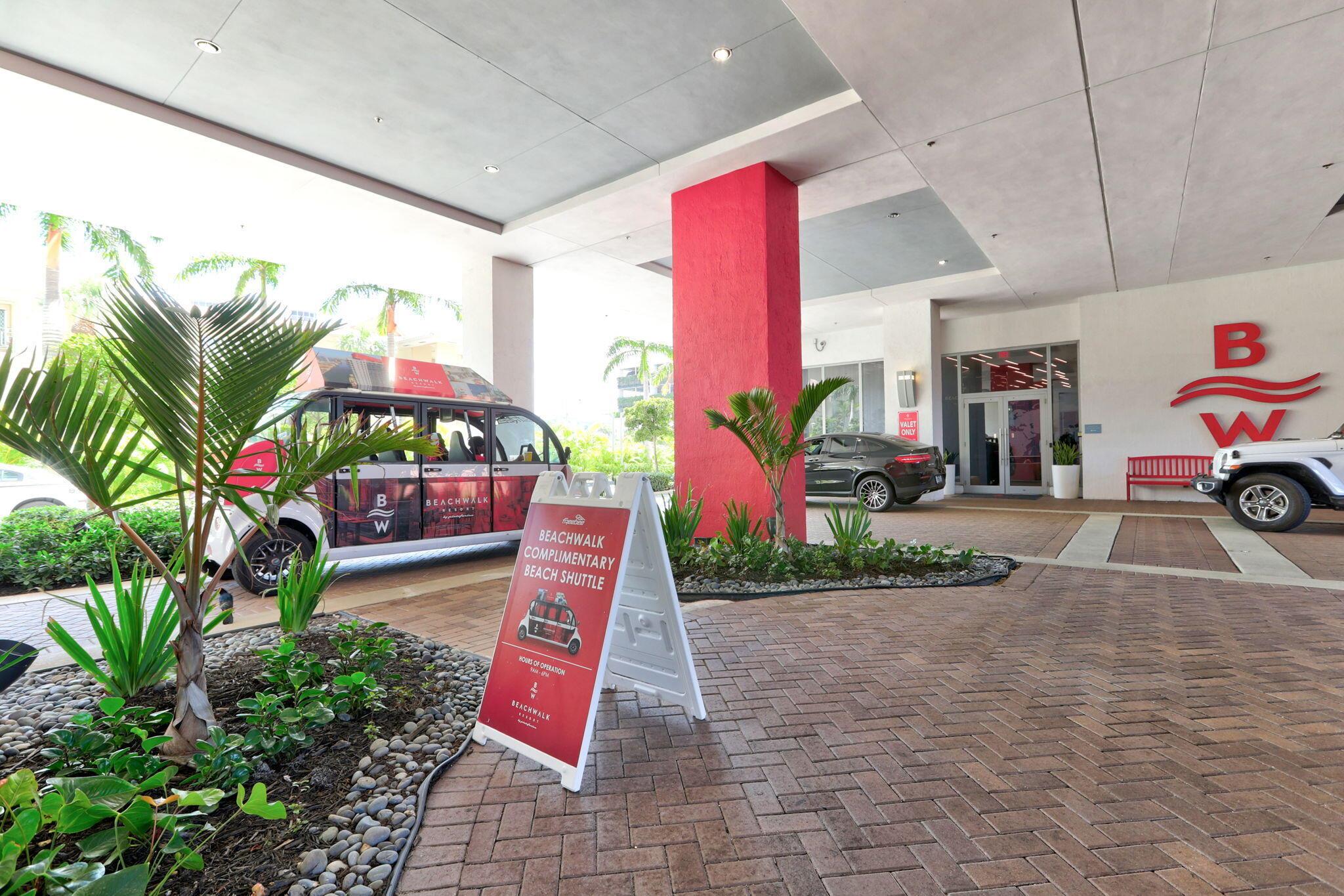 image Beachwalk Condominium102