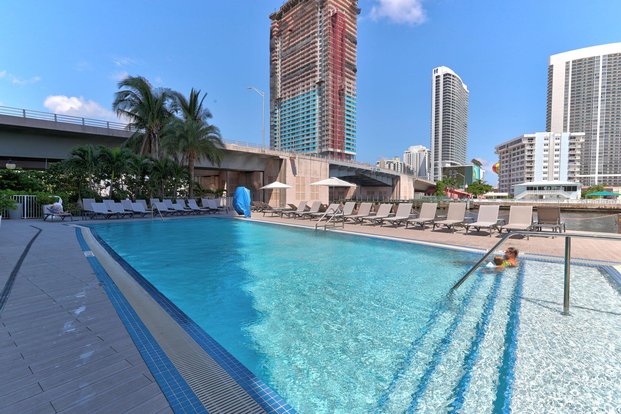 image Beachwalk Condominium48