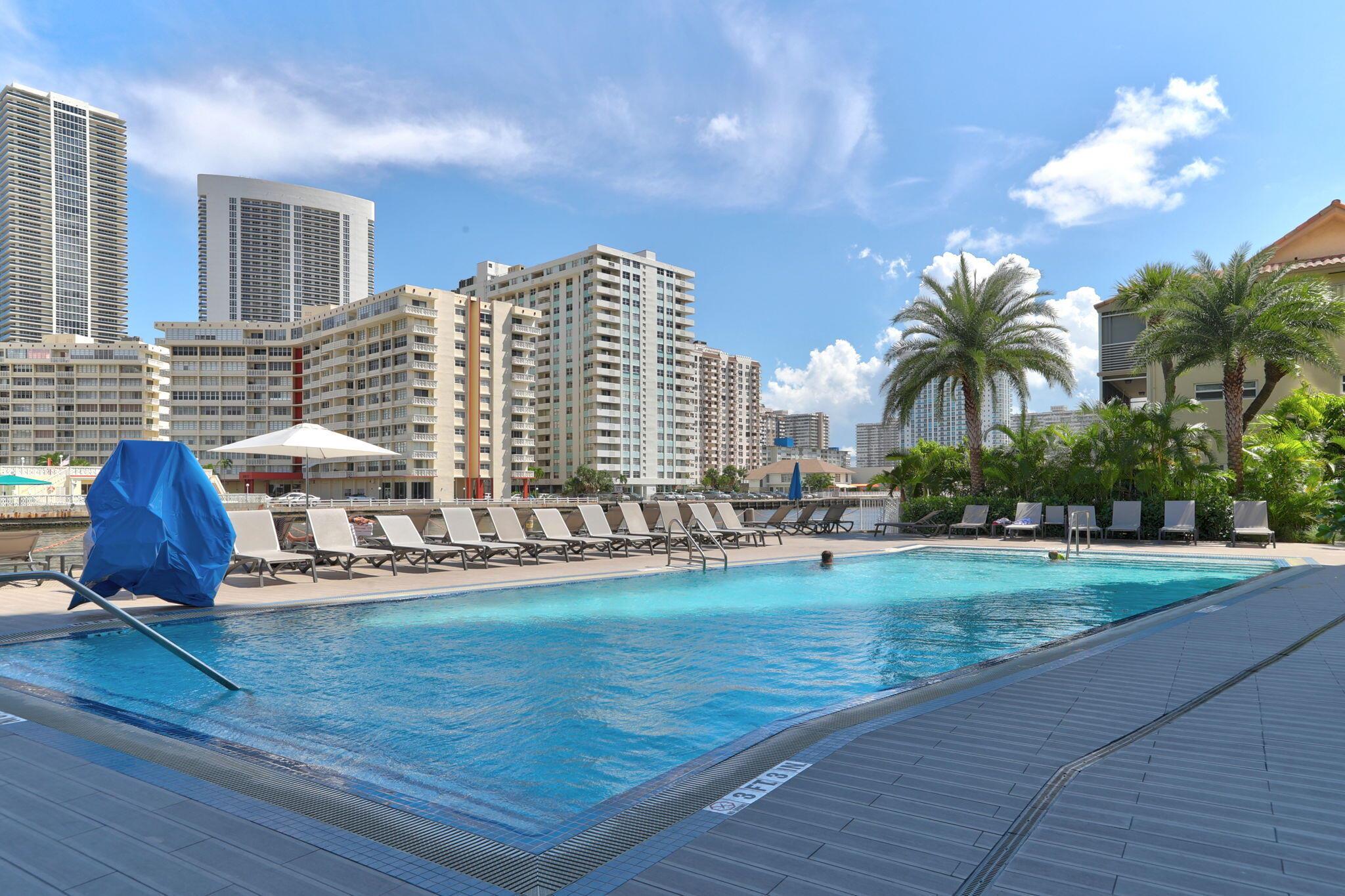 image Beachwalk Condominium52