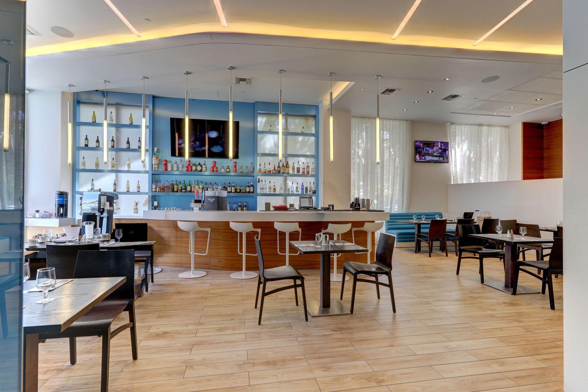 image Beachwalk Condominium60