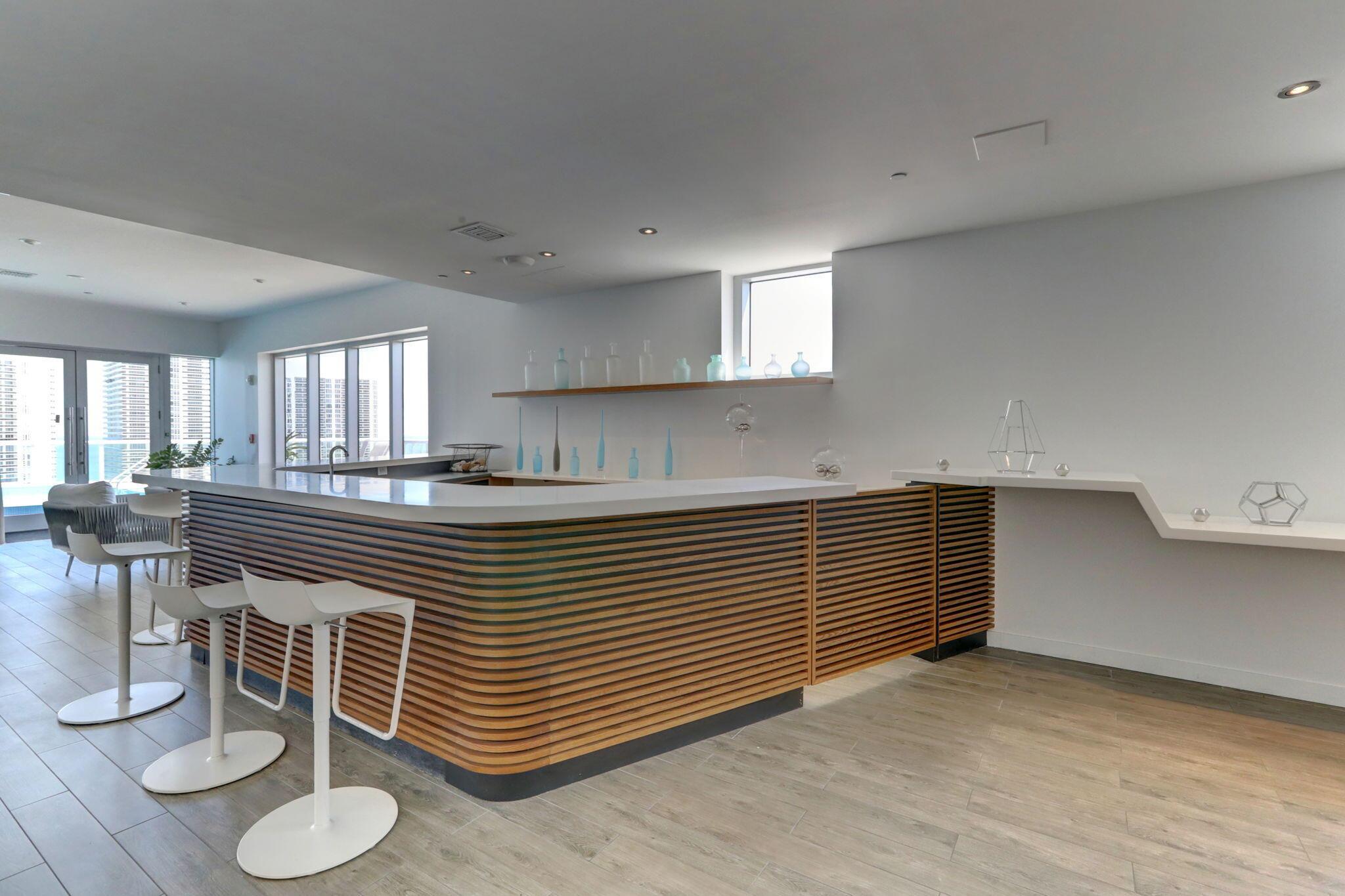 image Beachwalk Condominium64