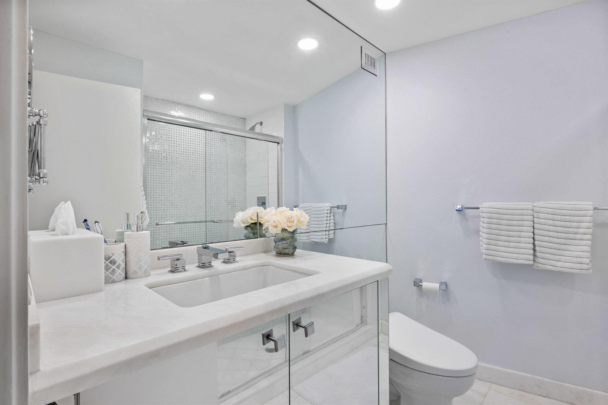 44 Cocoanut Row #510/511 B Palm Beach, FL 33480