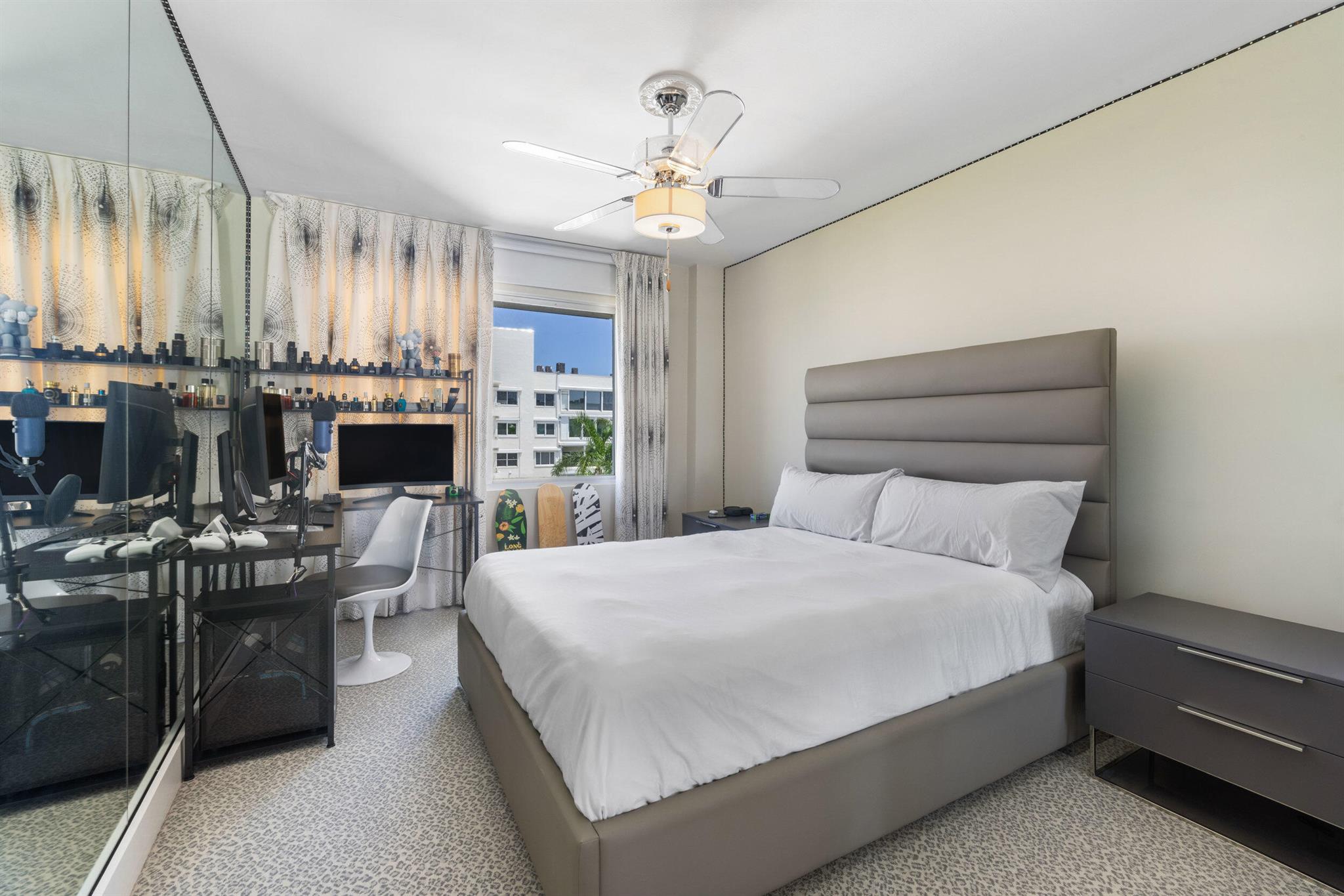 44 Cocoanut Row #510/511 B Palm Beach, FL 33480