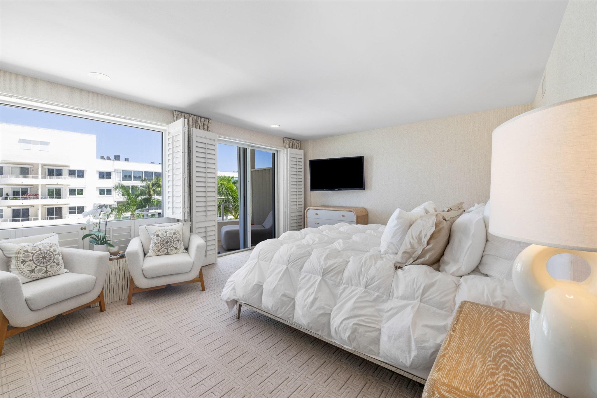 44 Cocoanut Row #510/511 B Palm Beach, FL 33480