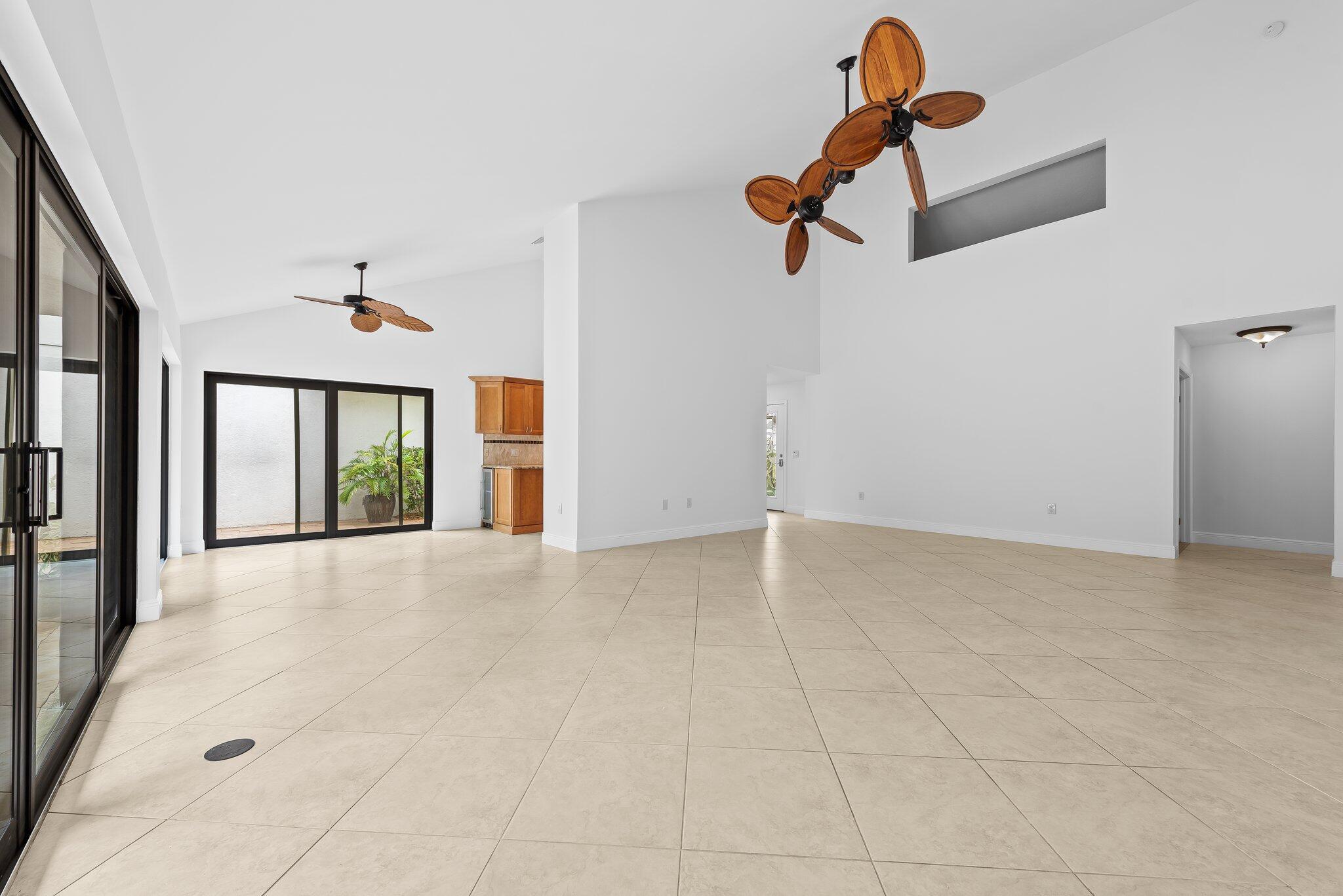 141 Sand Pine Dr Jupiter, FL 33477