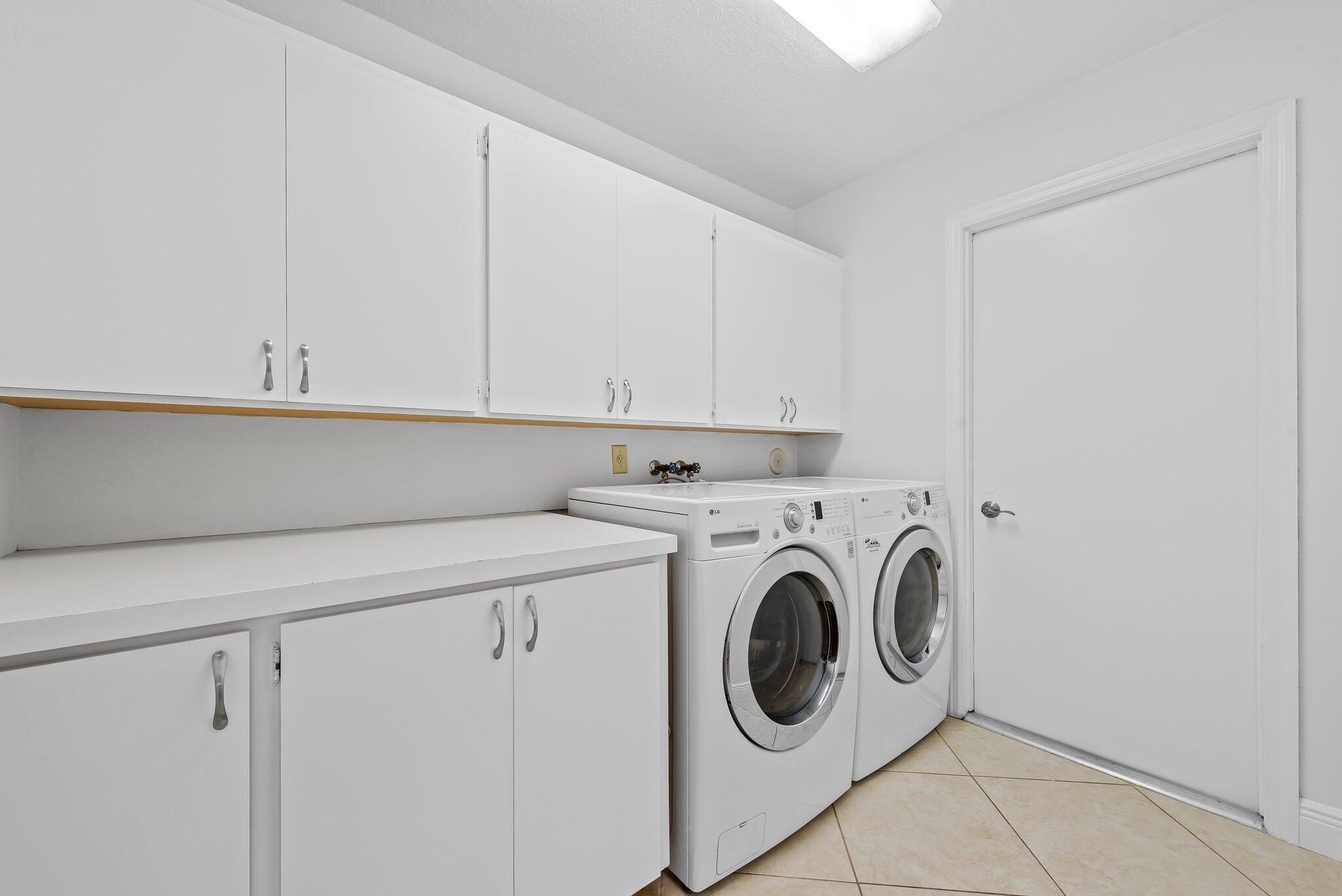 141 Sand Pine Dr Jupiter, FL 33477