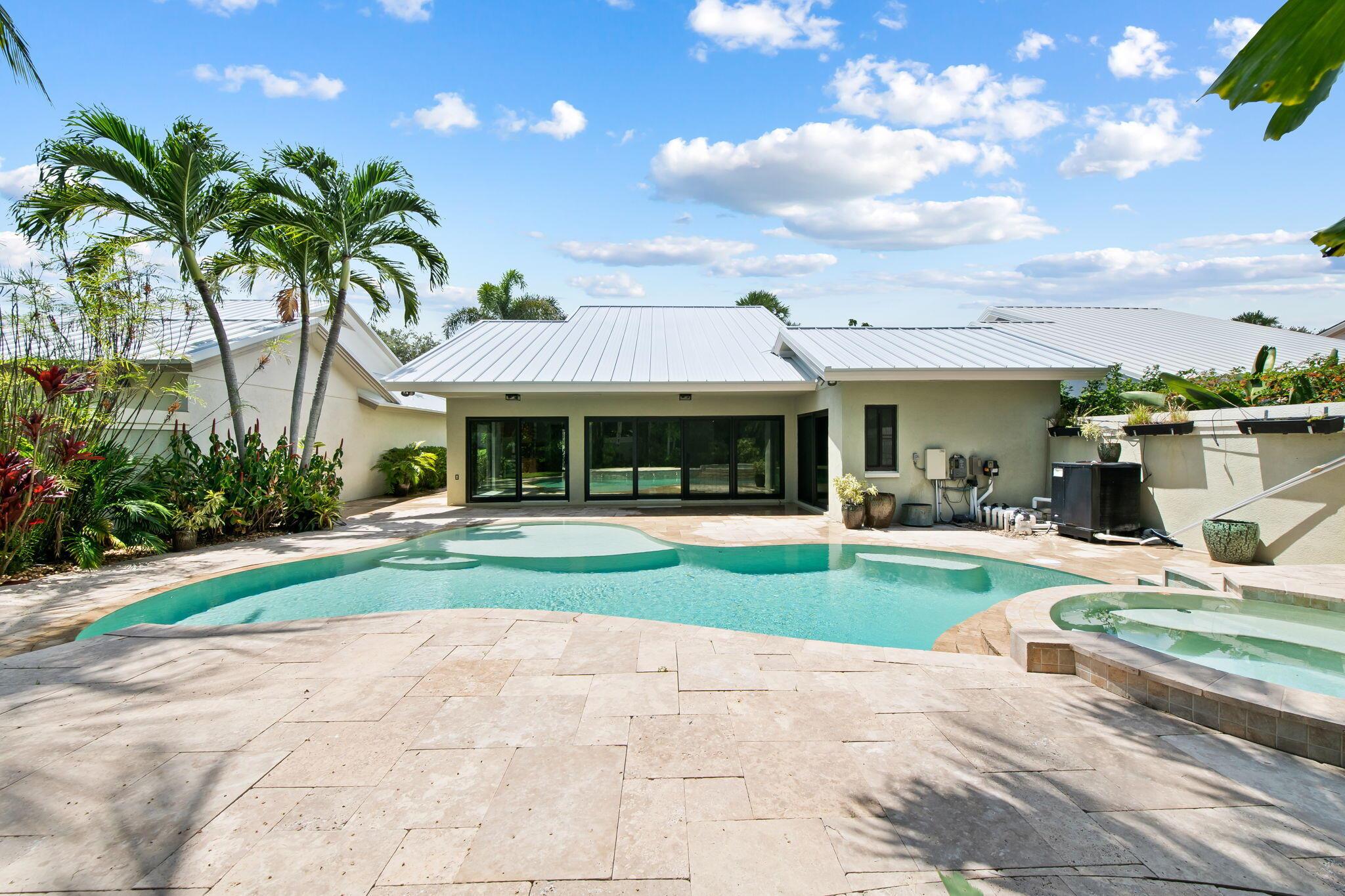 141 Sand Pine Dr Jupiter, FL 33477