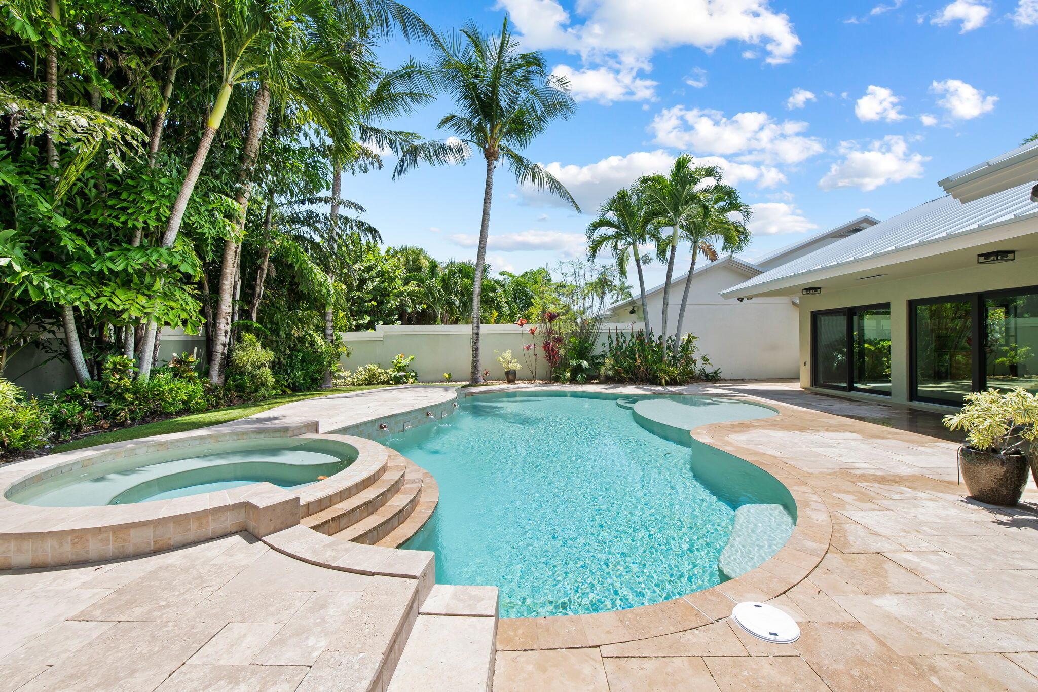 141 Sand Pine Dr Jupiter, FL 33477