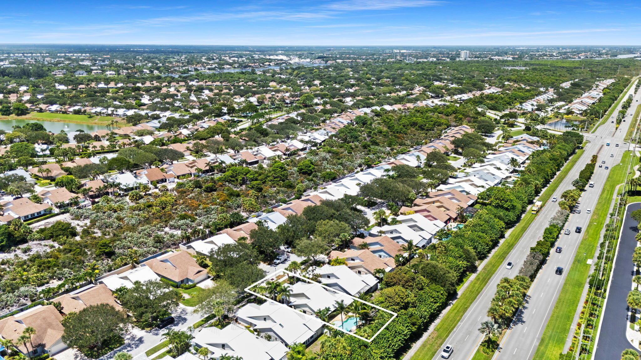 141 Sand Pine Dr Jupiter, FL 33477