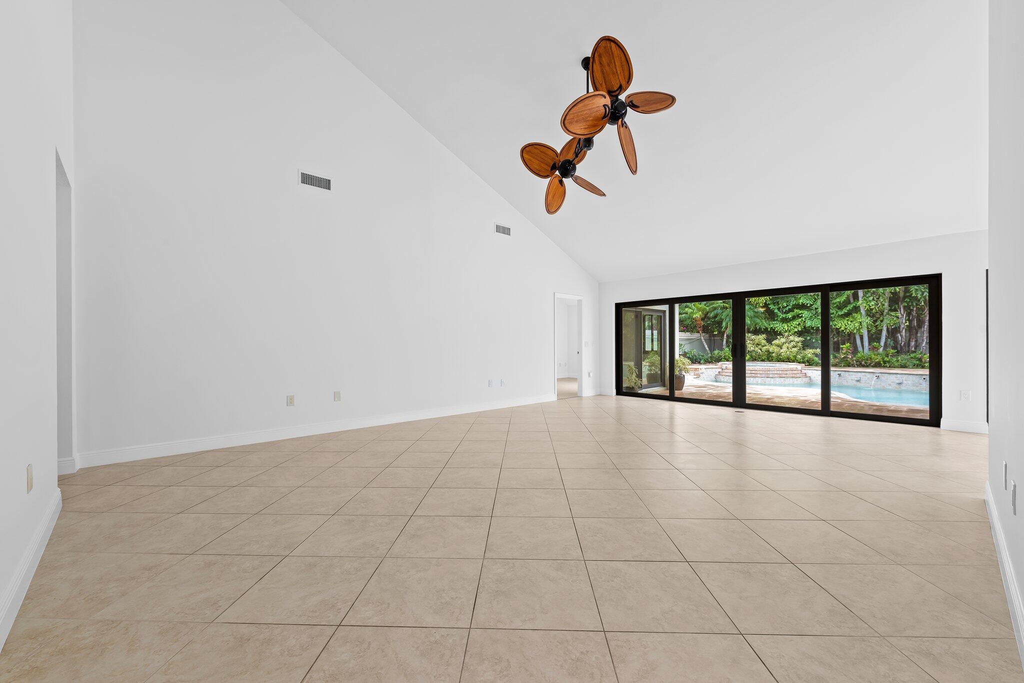 141 Sand Pine Dr Jupiter, FL 33477