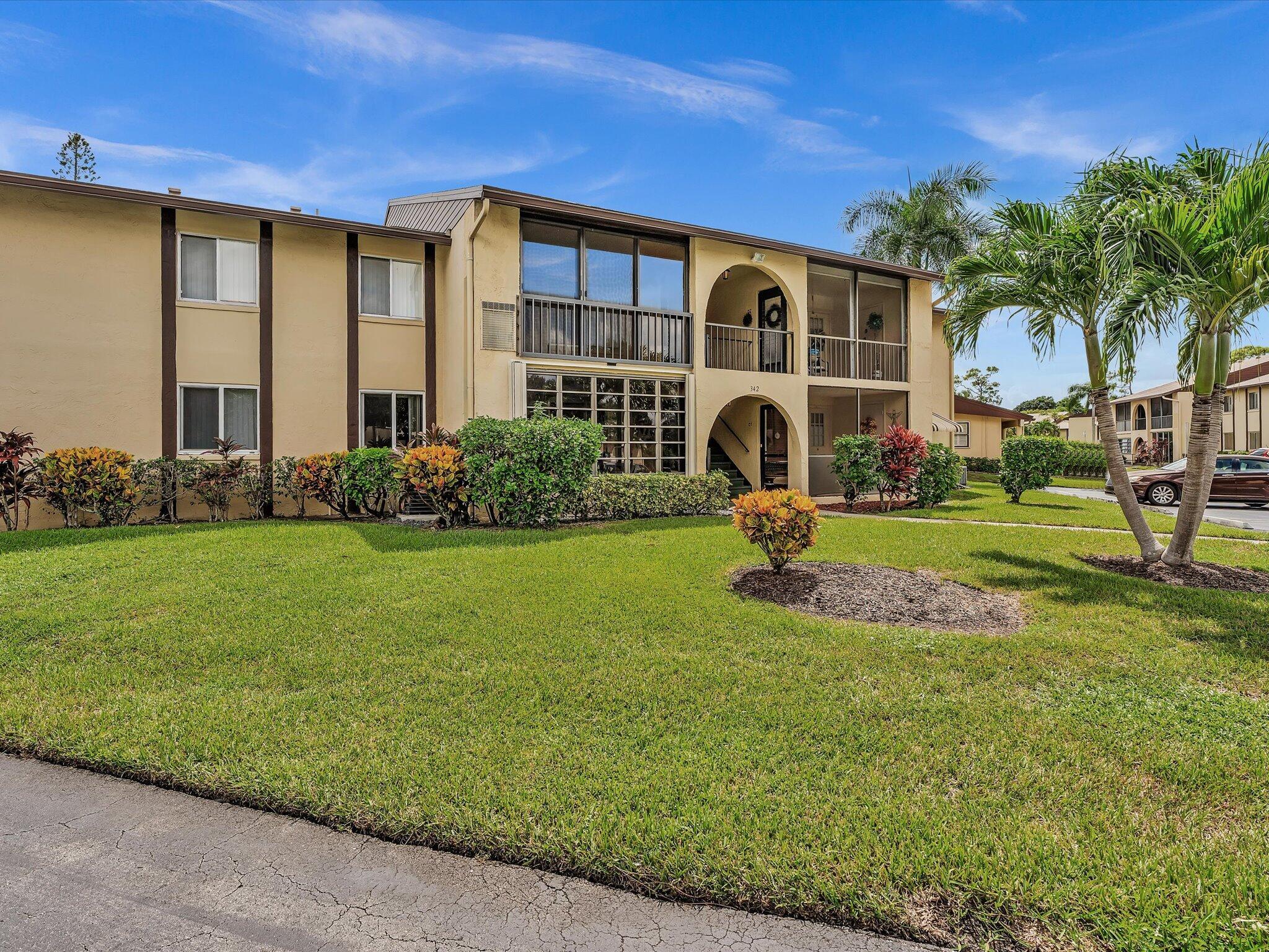 342 Pine Rdg Cir #D-2