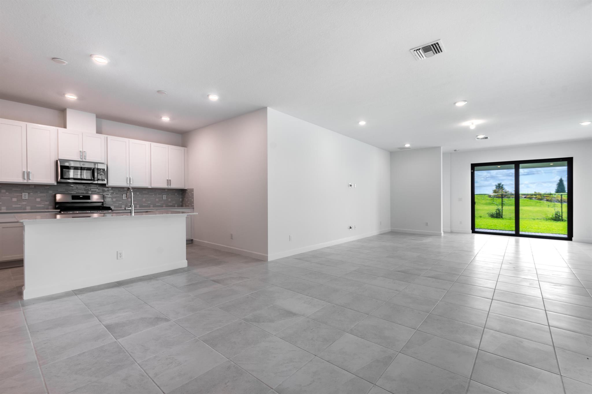 1295 Tangled Orchard Trce Trl