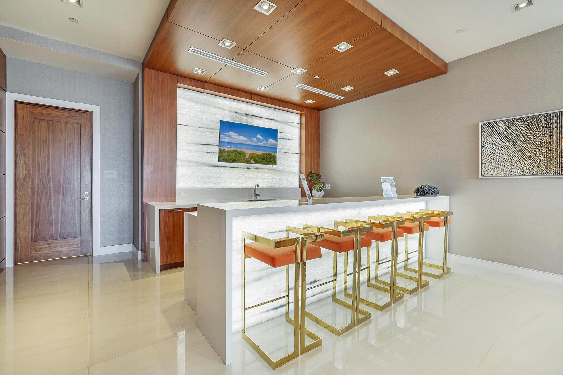 3730 N Ocean Dr #15c Singer Island, FL 33404