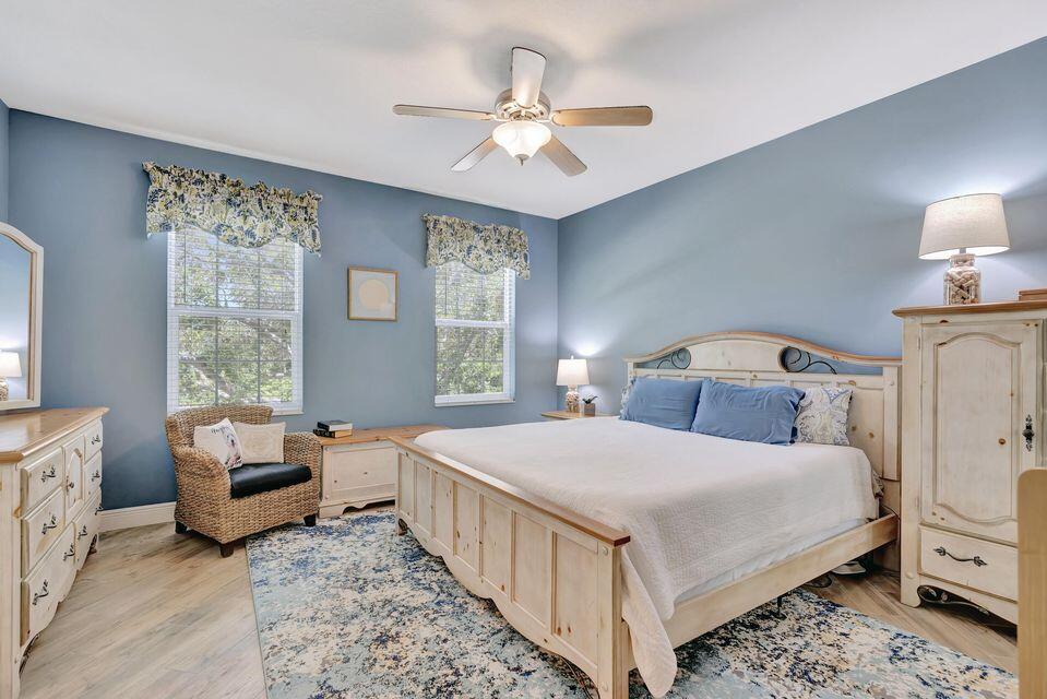 180 Freeport Dr Jupiter, FL 33458