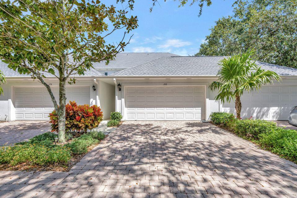 180 Freeport Dr Jupiter, FL 33458