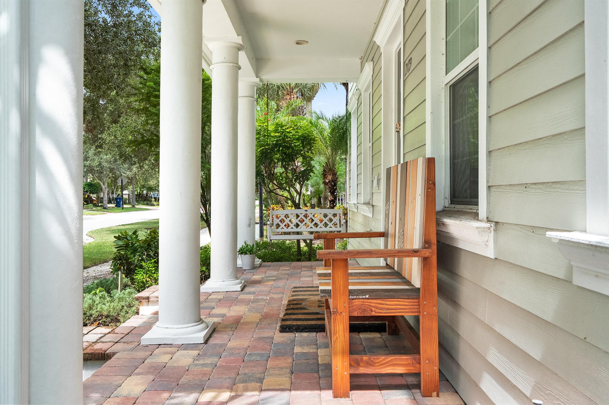 2719 Wymberly Dr Jupiter, FL 33458