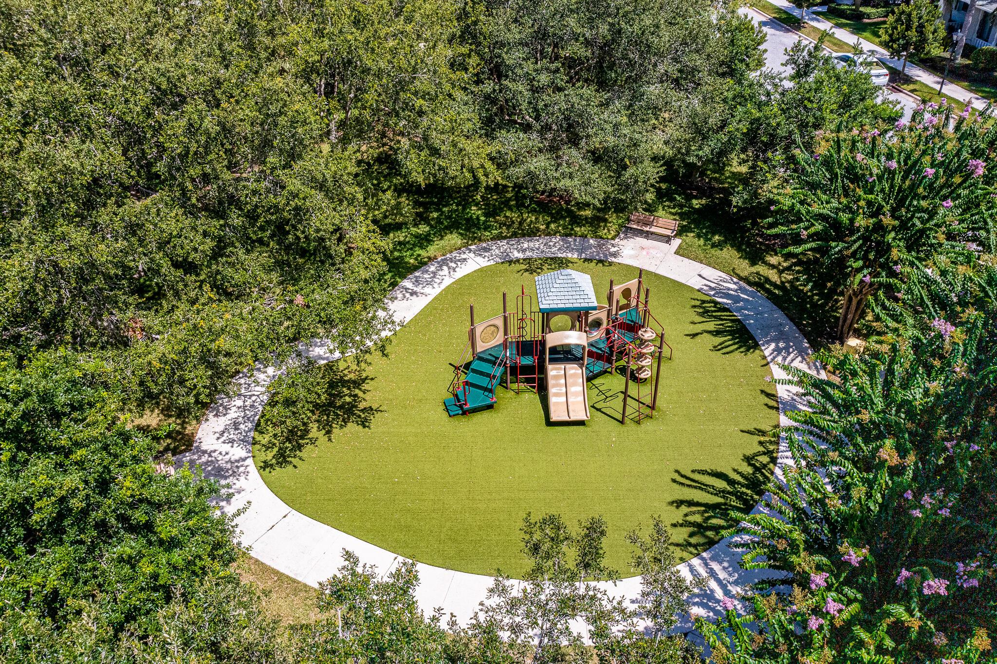 2719 Wymberly Dr Jupiter, FL 33458