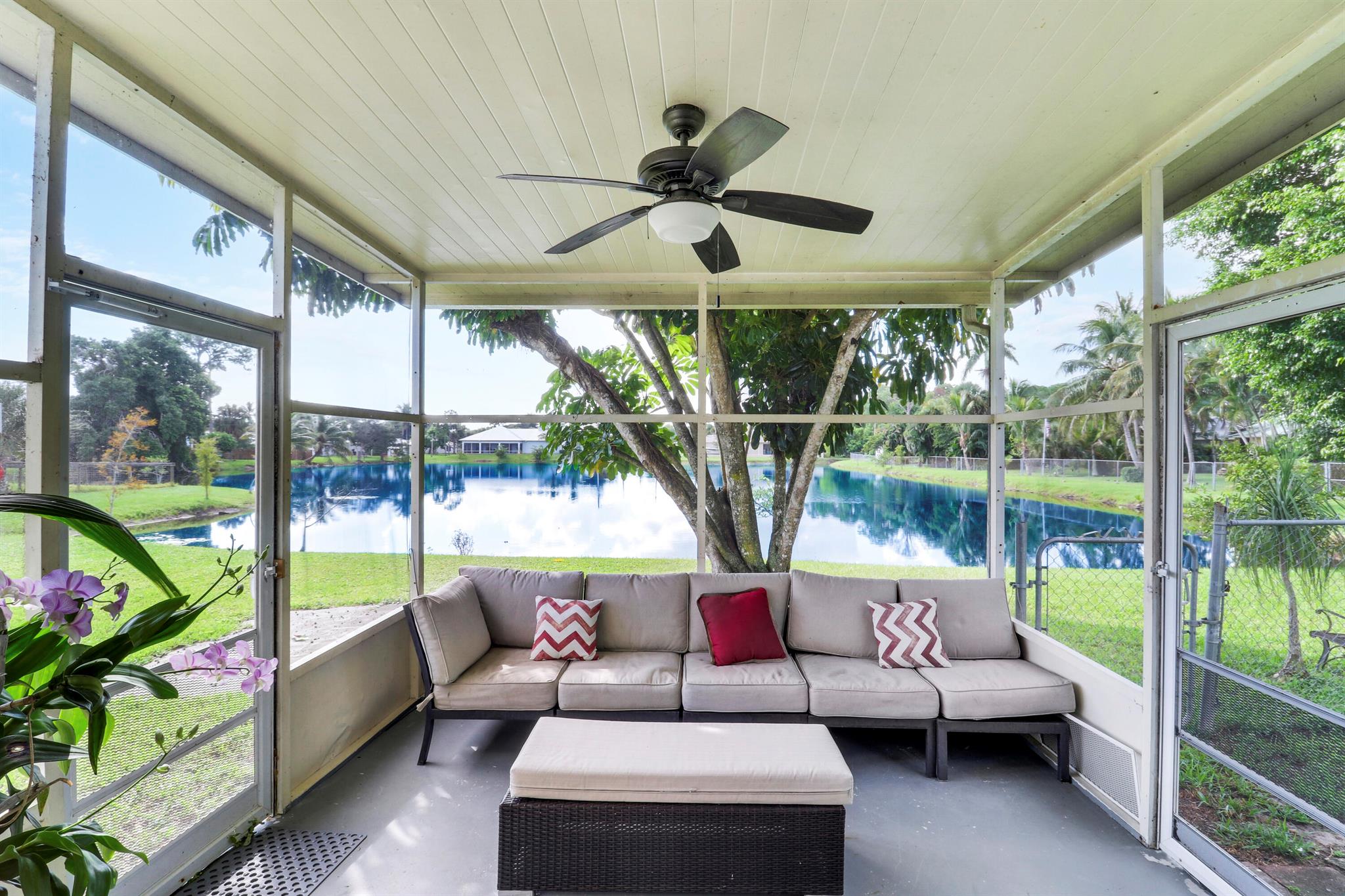 5924 SE Orange Blossom Trl