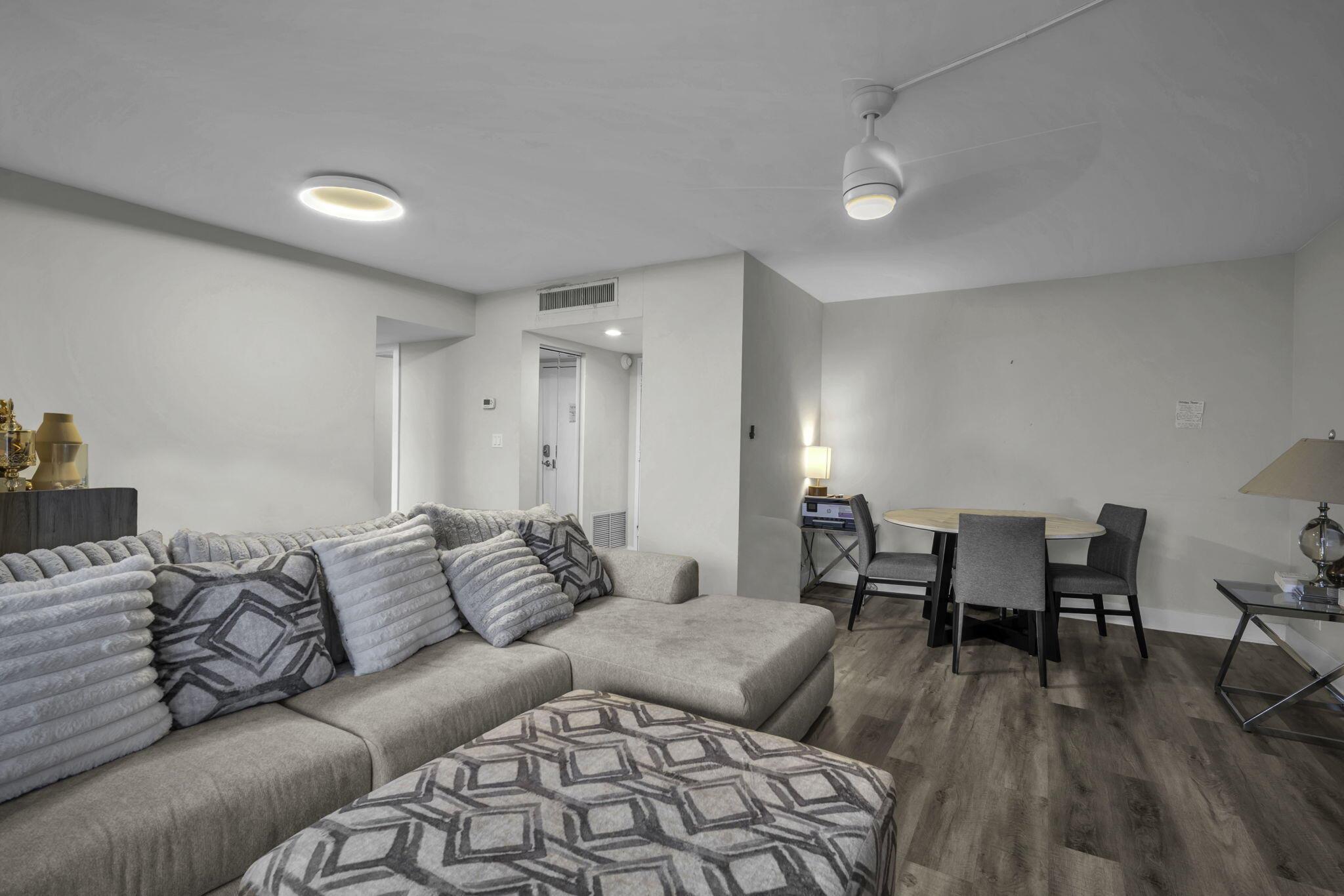 2639 N Riverside Dr #505 Pompano Beach, FL 33062