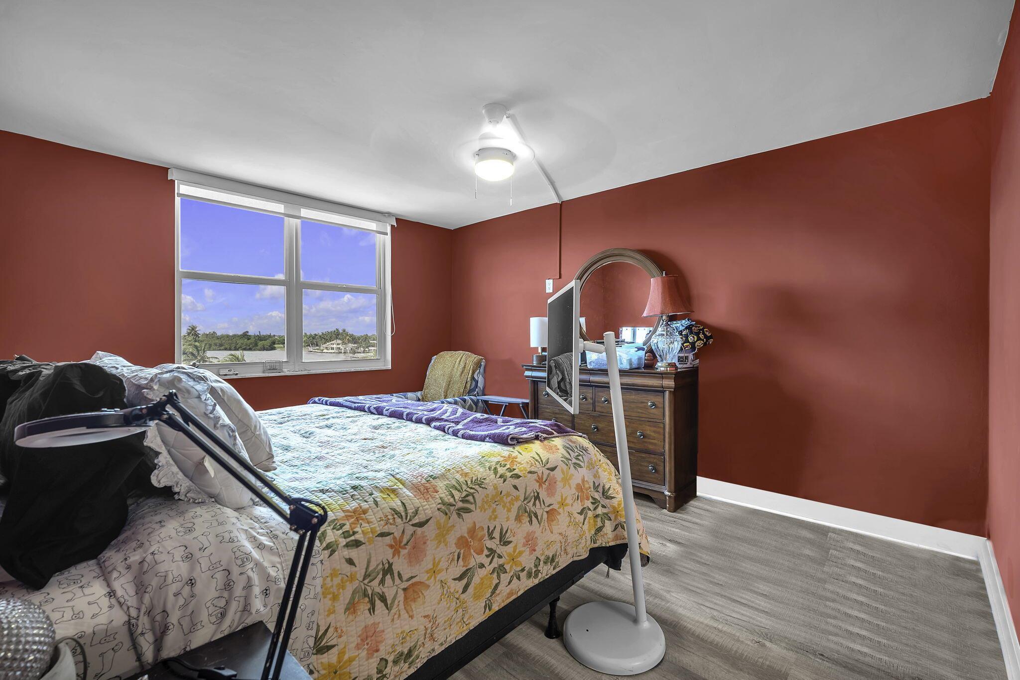 2639 N Riverside Dr #505 Pompano Beach, FL 33062