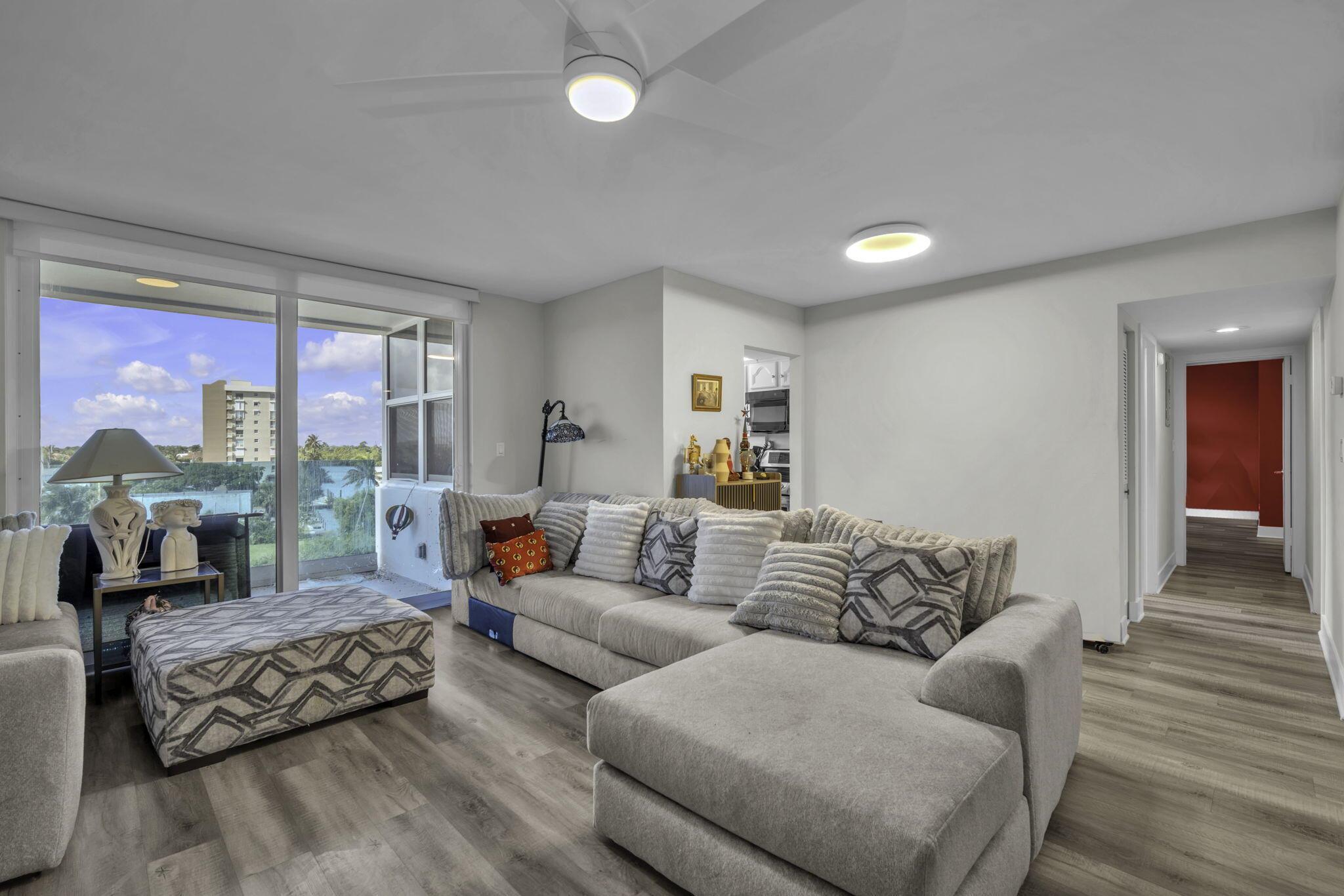 2639 N Riverside Dr #505 Pompano Beach, FL 33062