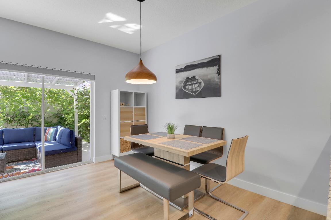 18 Tall Oaks Tequesta, FL 33469