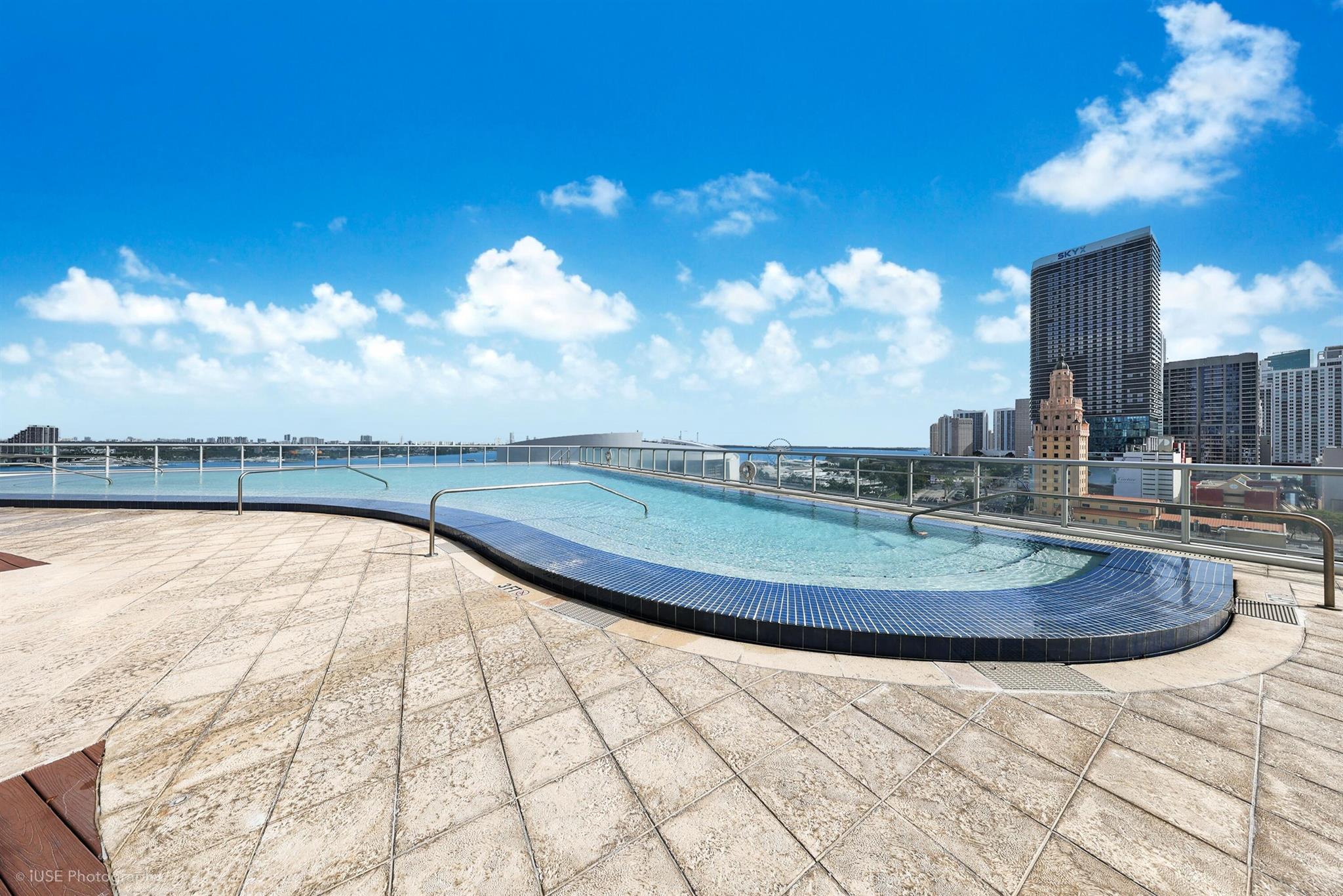 image Marinablue Condo13