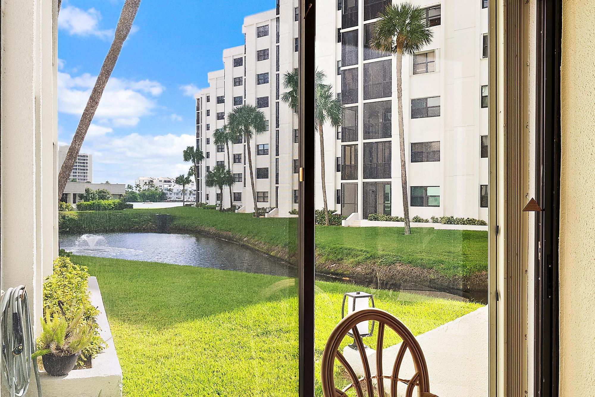 19800 Sandpointe Bay #106 Tequesta, FL 33469