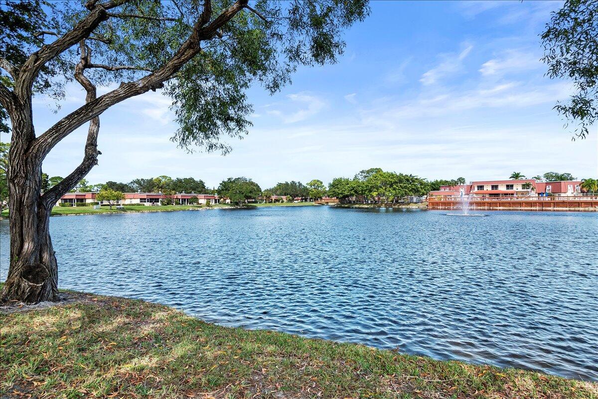 769 Nantucket Cir Lake Worth, FL 33467