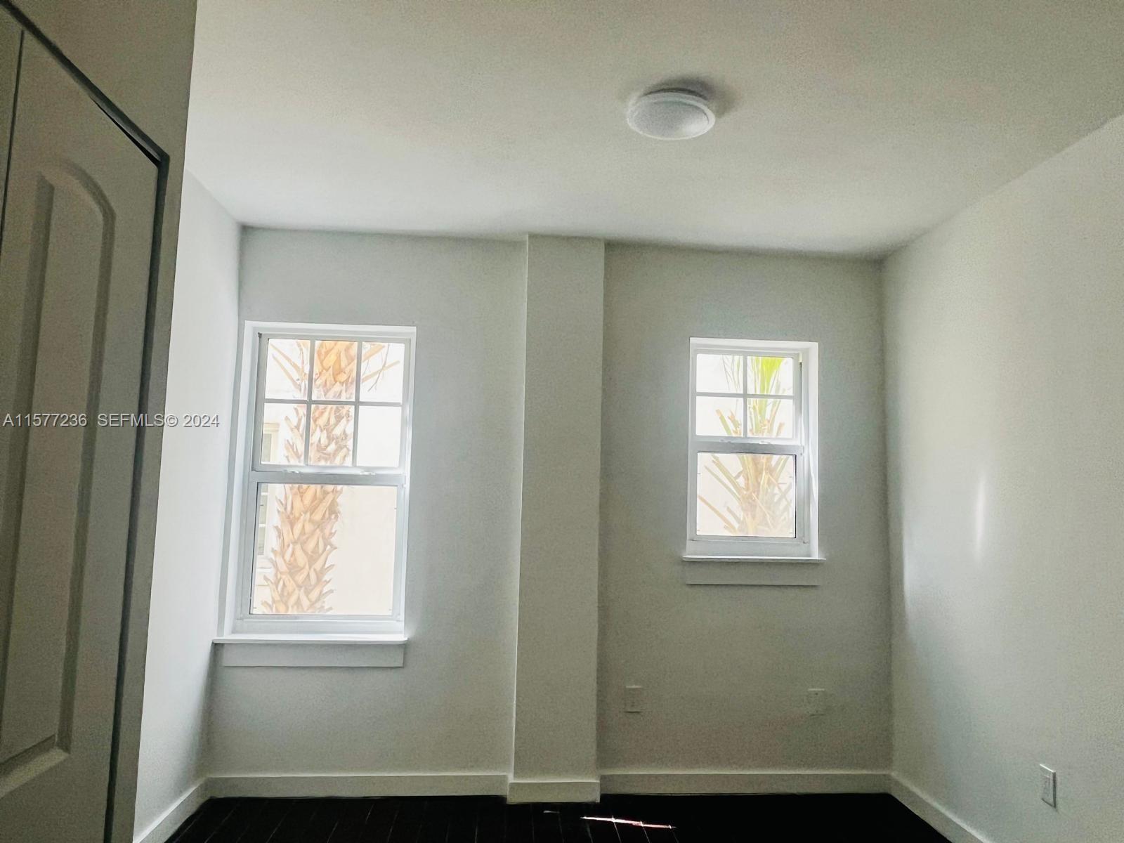 536 14th St #101 Miami Beach, FL 33139