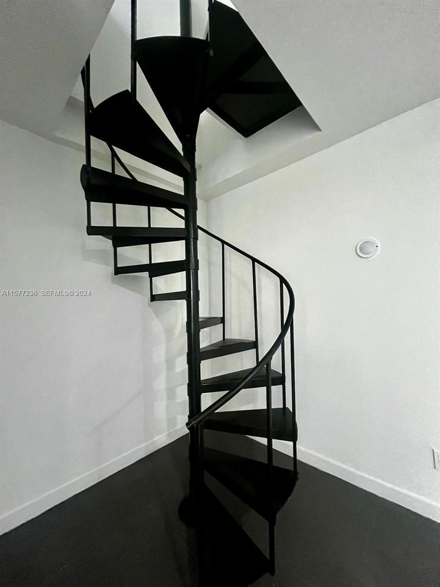 536 14th St #101 Miami Beach, FL 33139