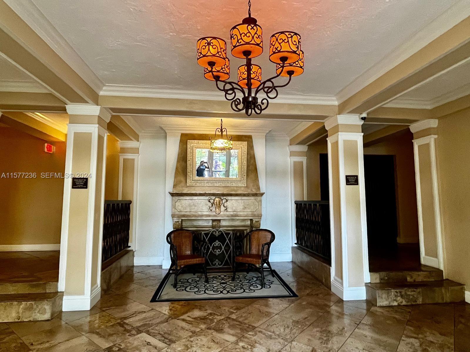 536 14th St #101 Miami Beach, FL 33139