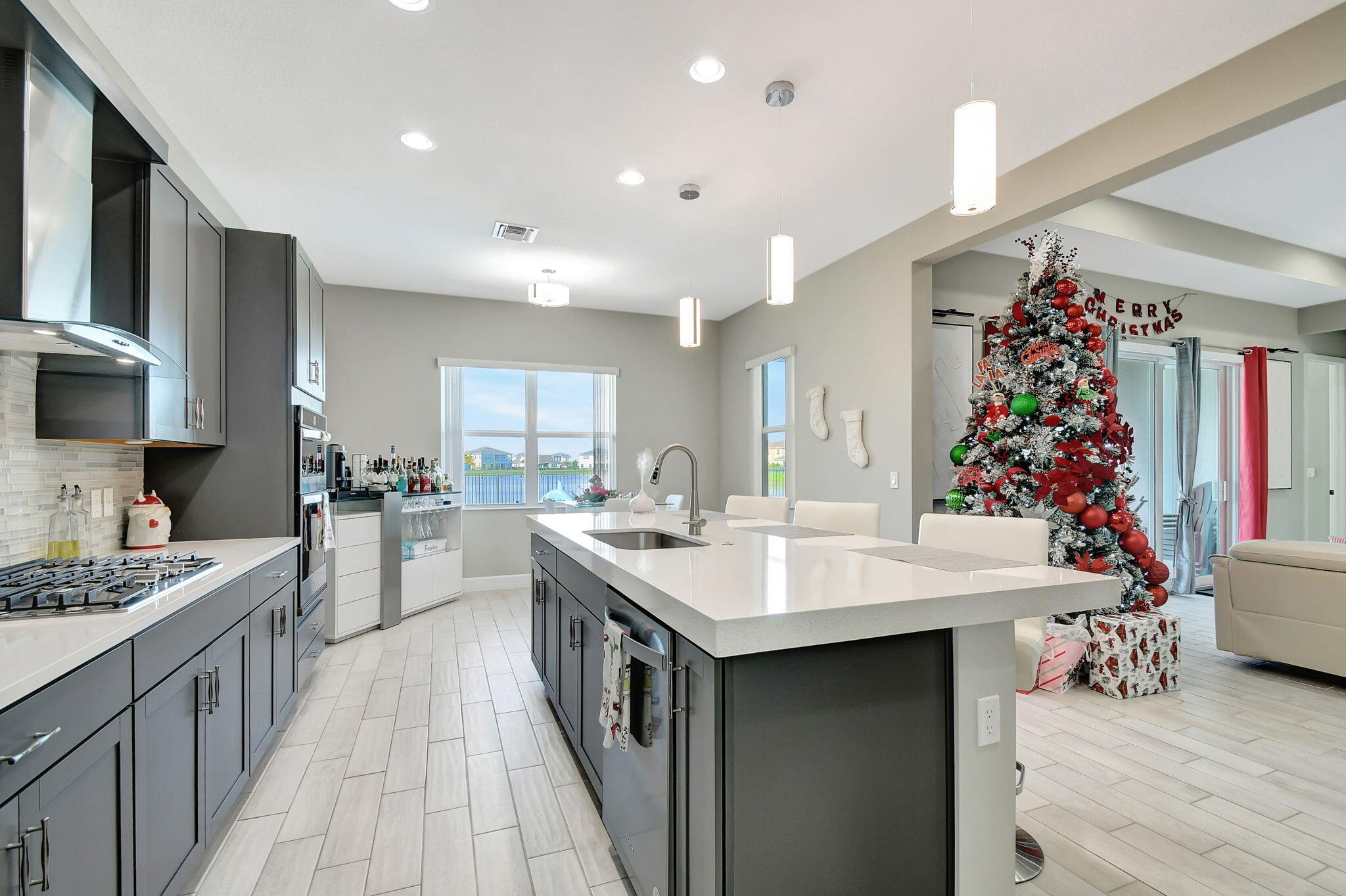 4964 Liberty Ln Westlake, FL 33470