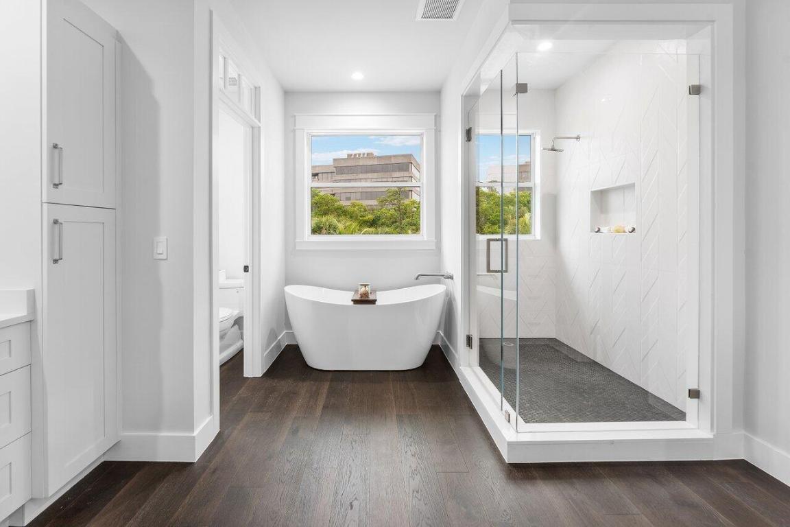 11823 Lake Shr Palm Beach Gardens, FL 33408